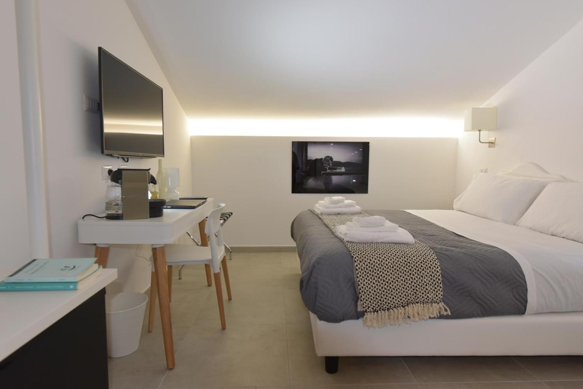 Villa Catona Trigoria Double or Twin Room with Garden View