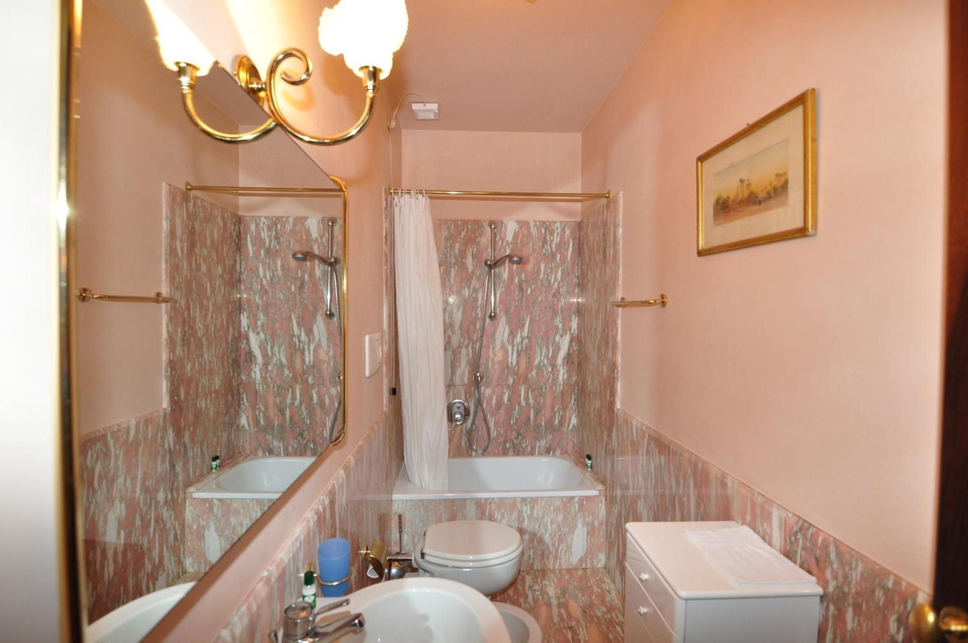 Dimora Tintoretto Two-Bedroom Apartment with Terrace