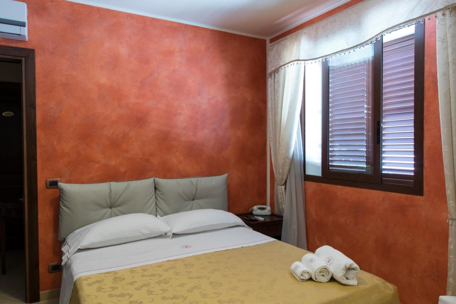 Single Room