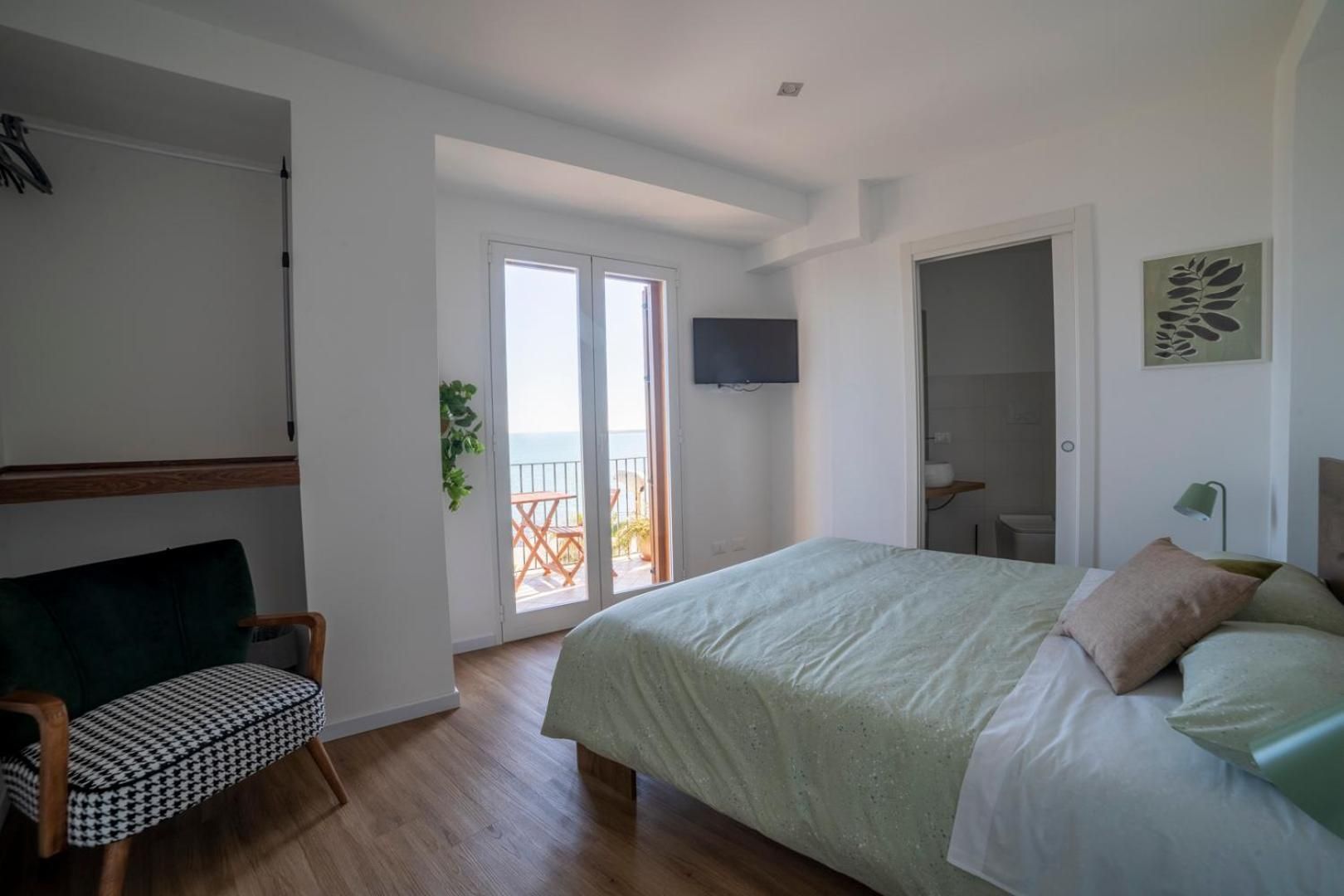 King Room with Sea View