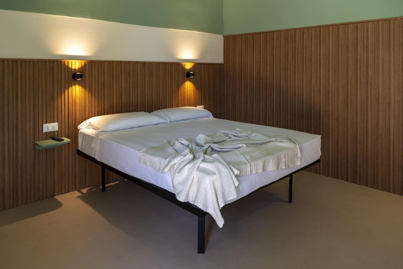 Junior Suite with Garden View