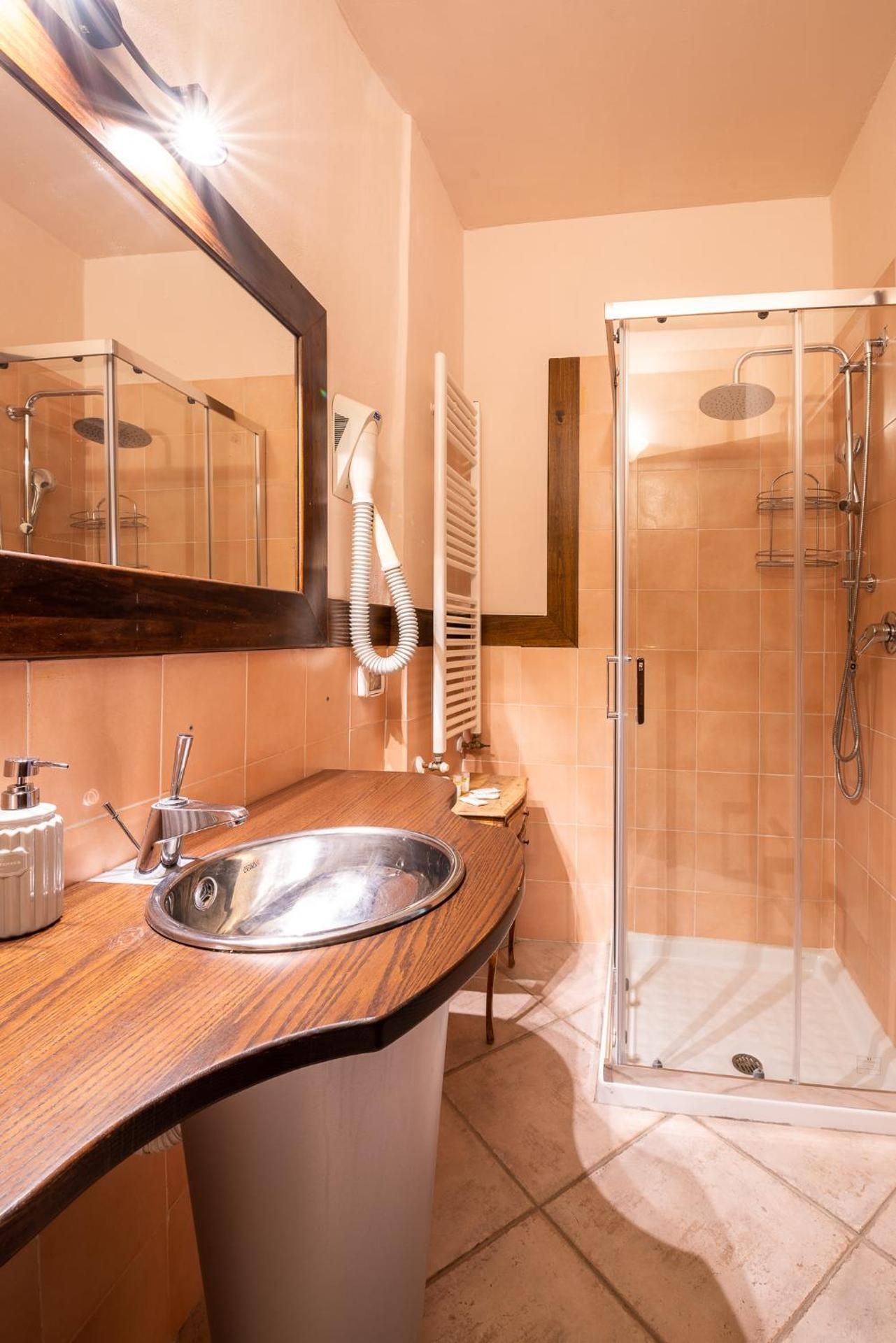 HOTEL TREVI Palazzo Natalini Double Room with Extra Bed 2