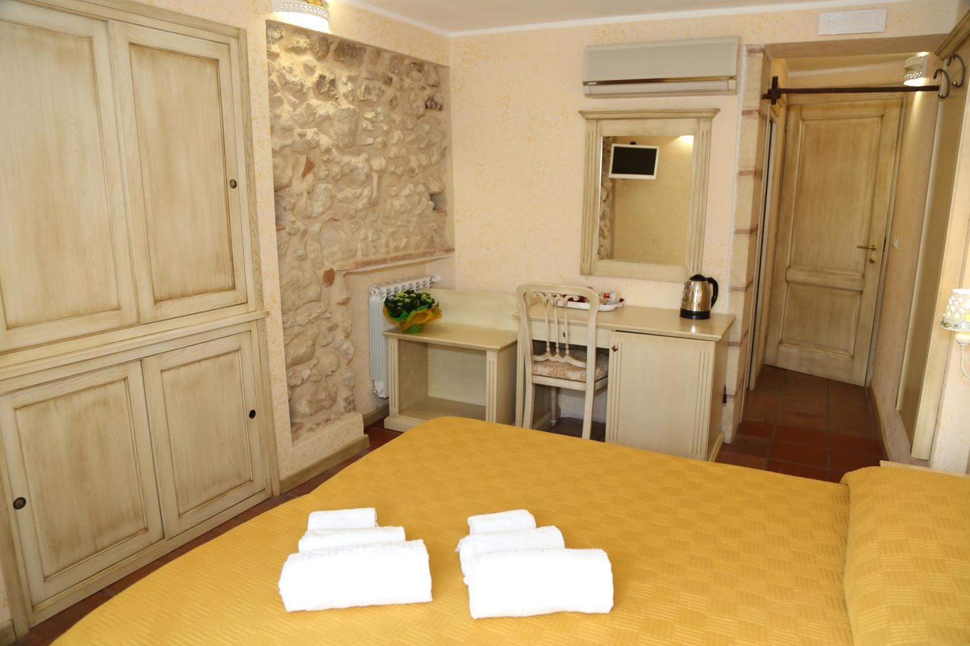 Double or Twin Room with Balcony