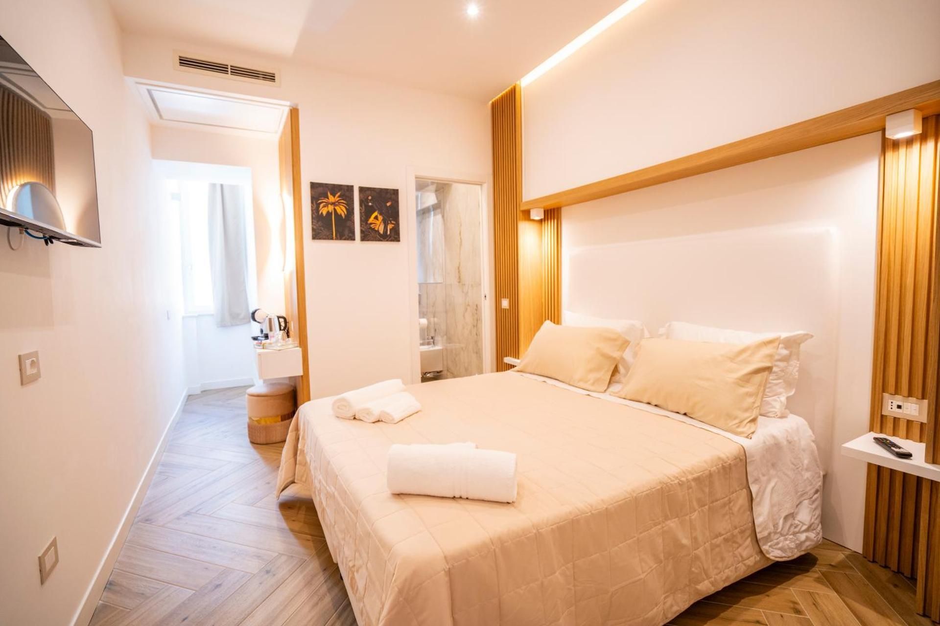 Comfort Triple Room