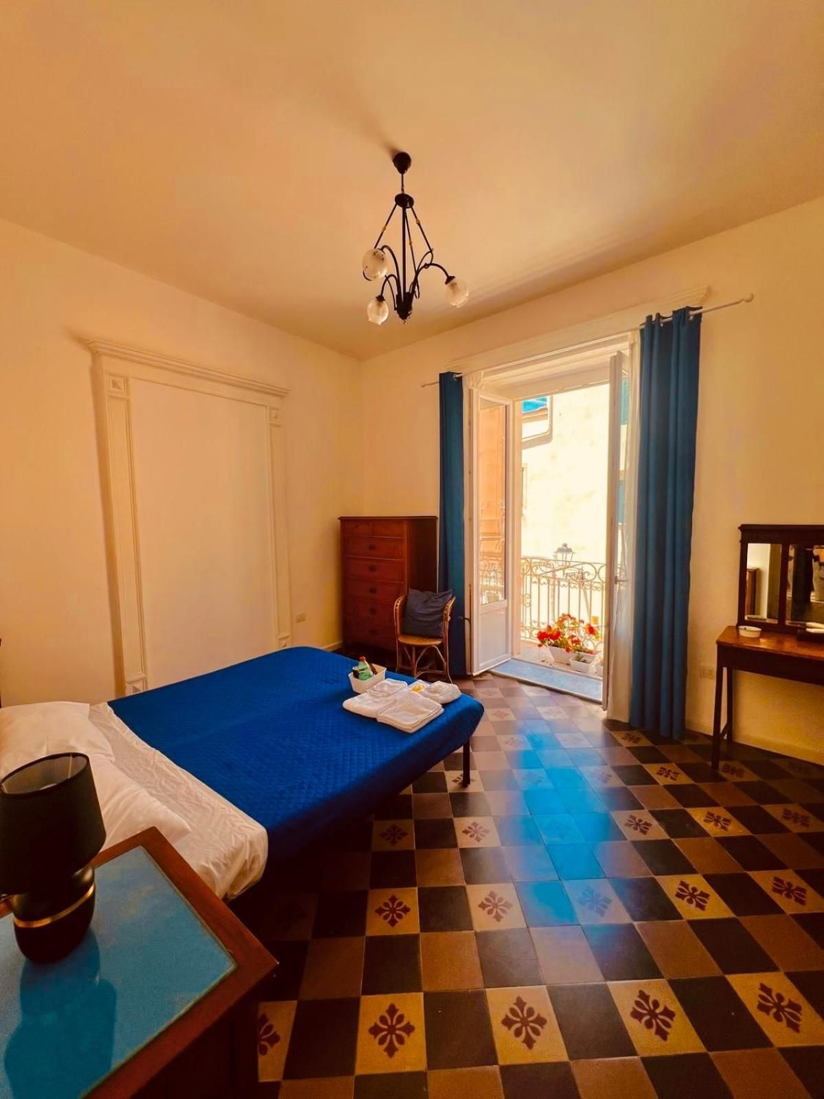 Deluxe Double or Twin Room with Balcony