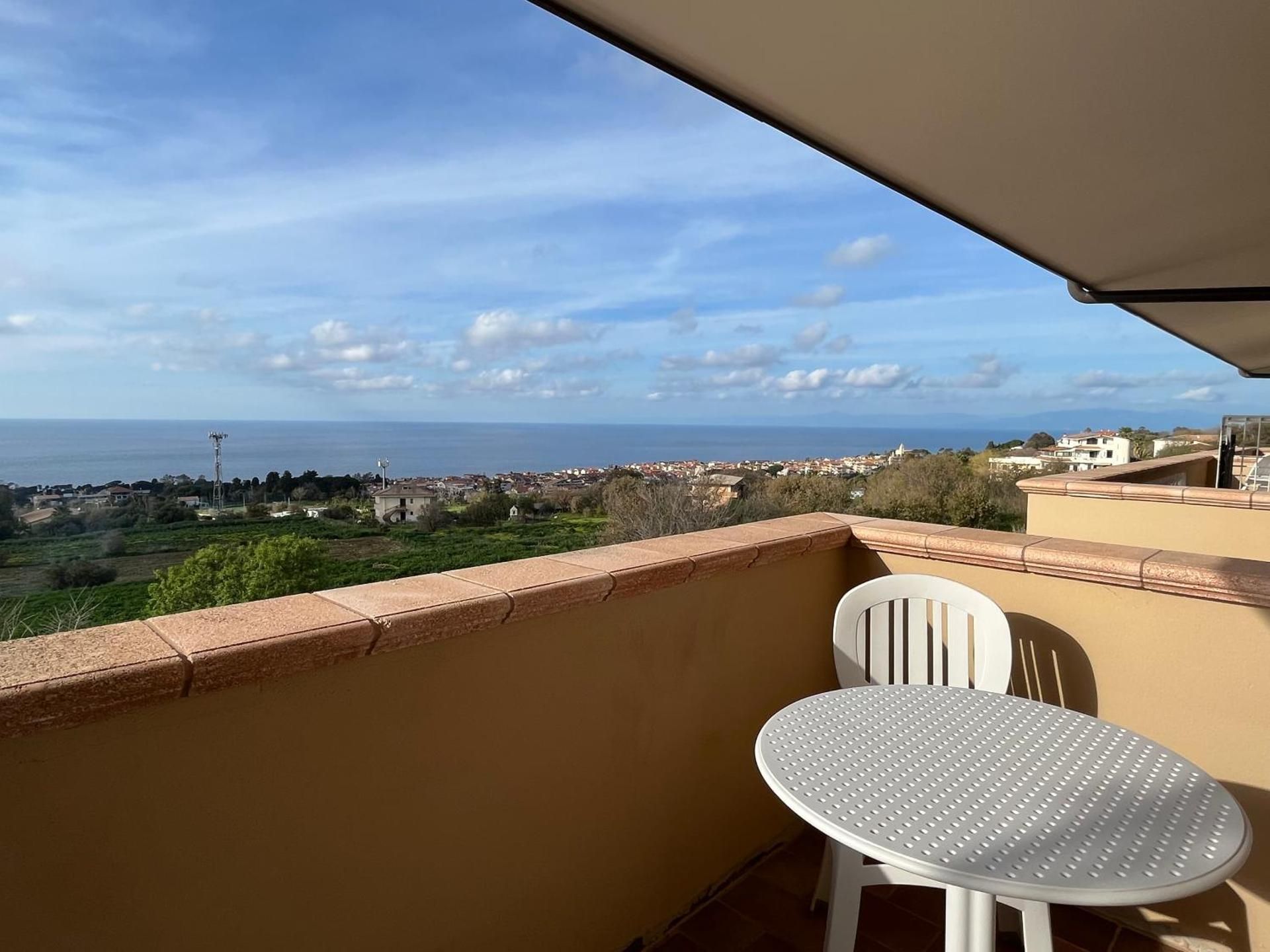 Double Room with Balcony and Sea View