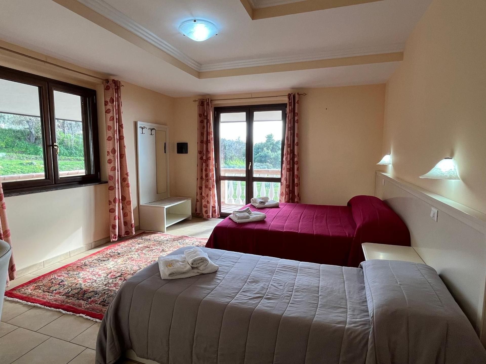 Triple Room