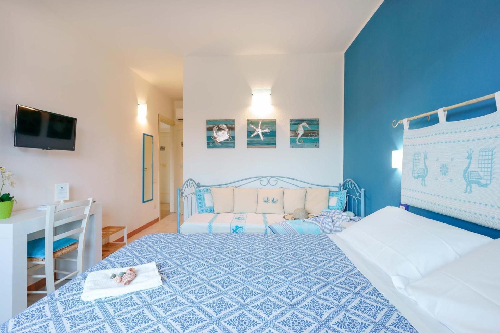 Triple Room with Private Bathroom