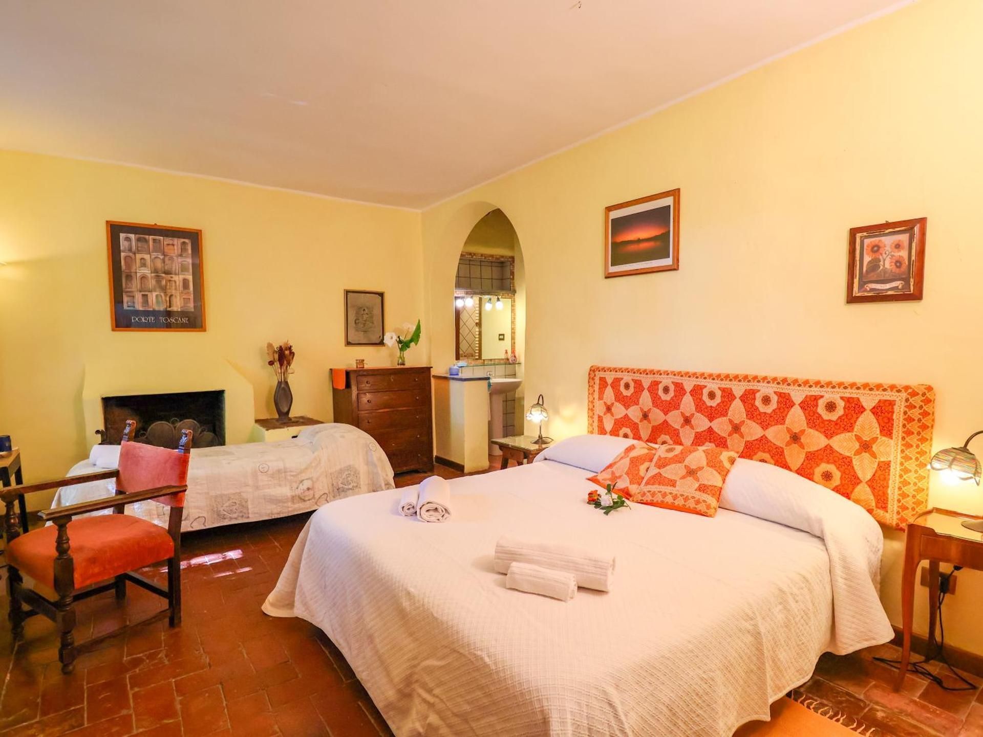 Triple Room with Private Bathroom