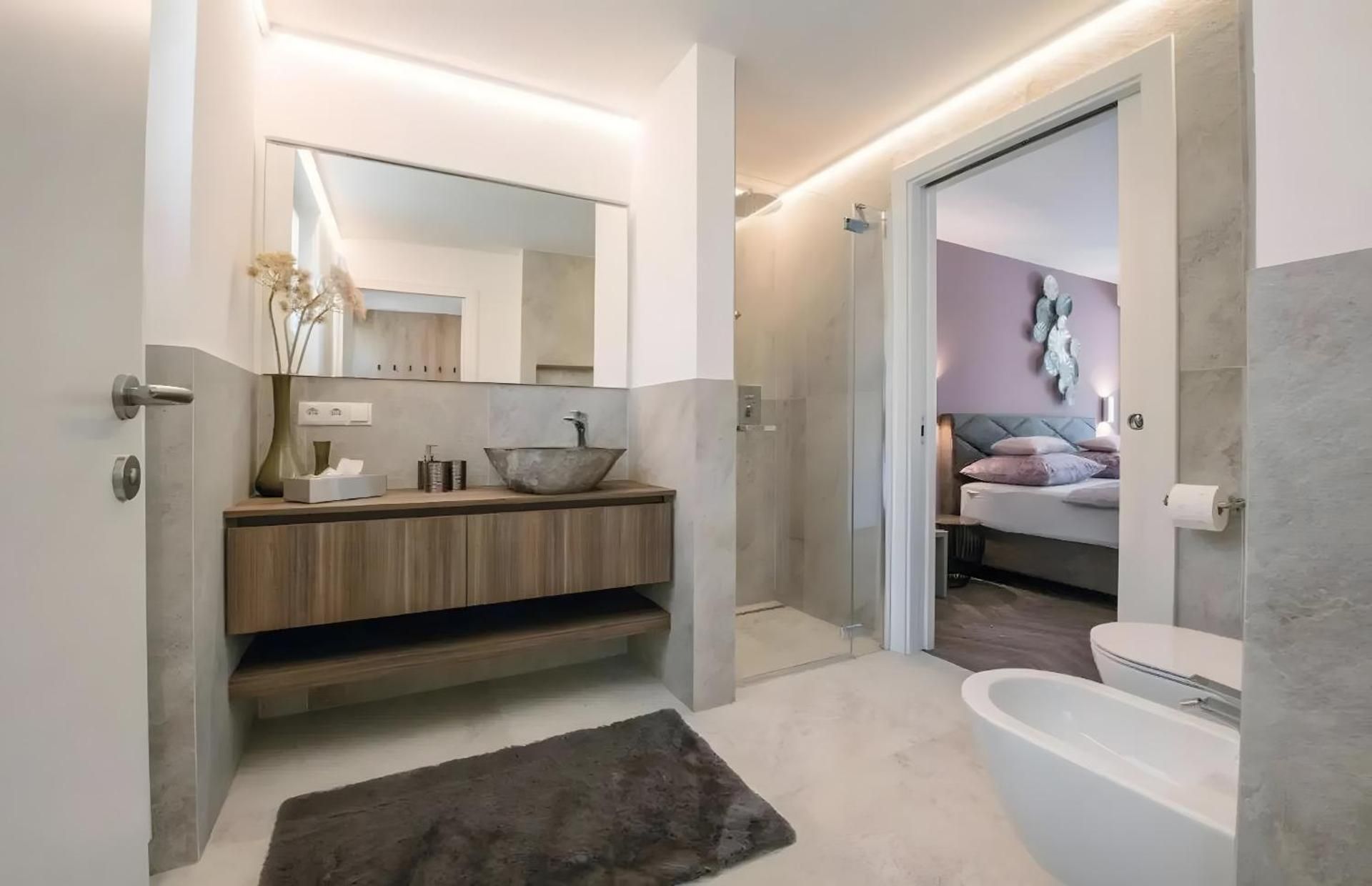 Superior Apartment with City View