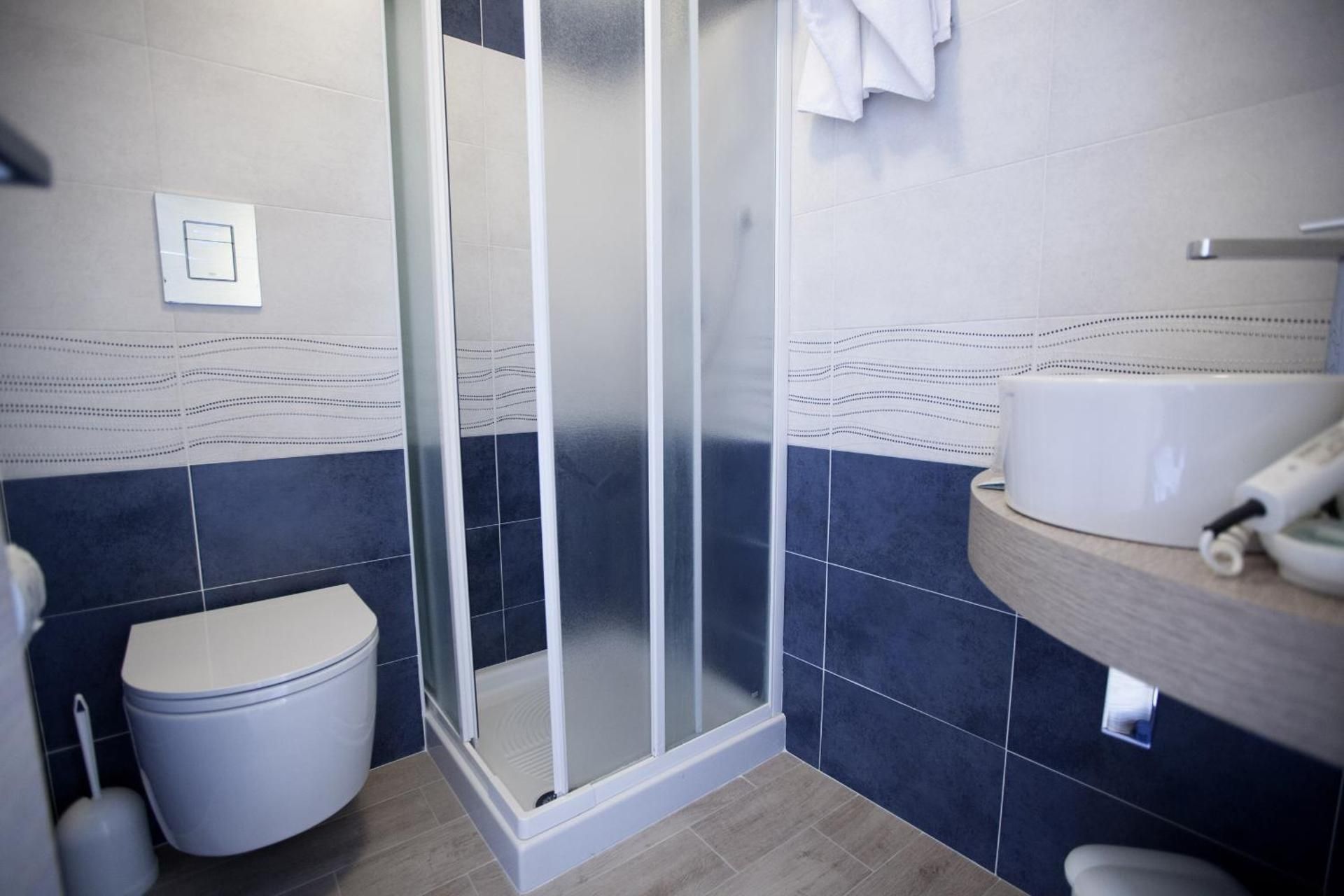Small Single Room
