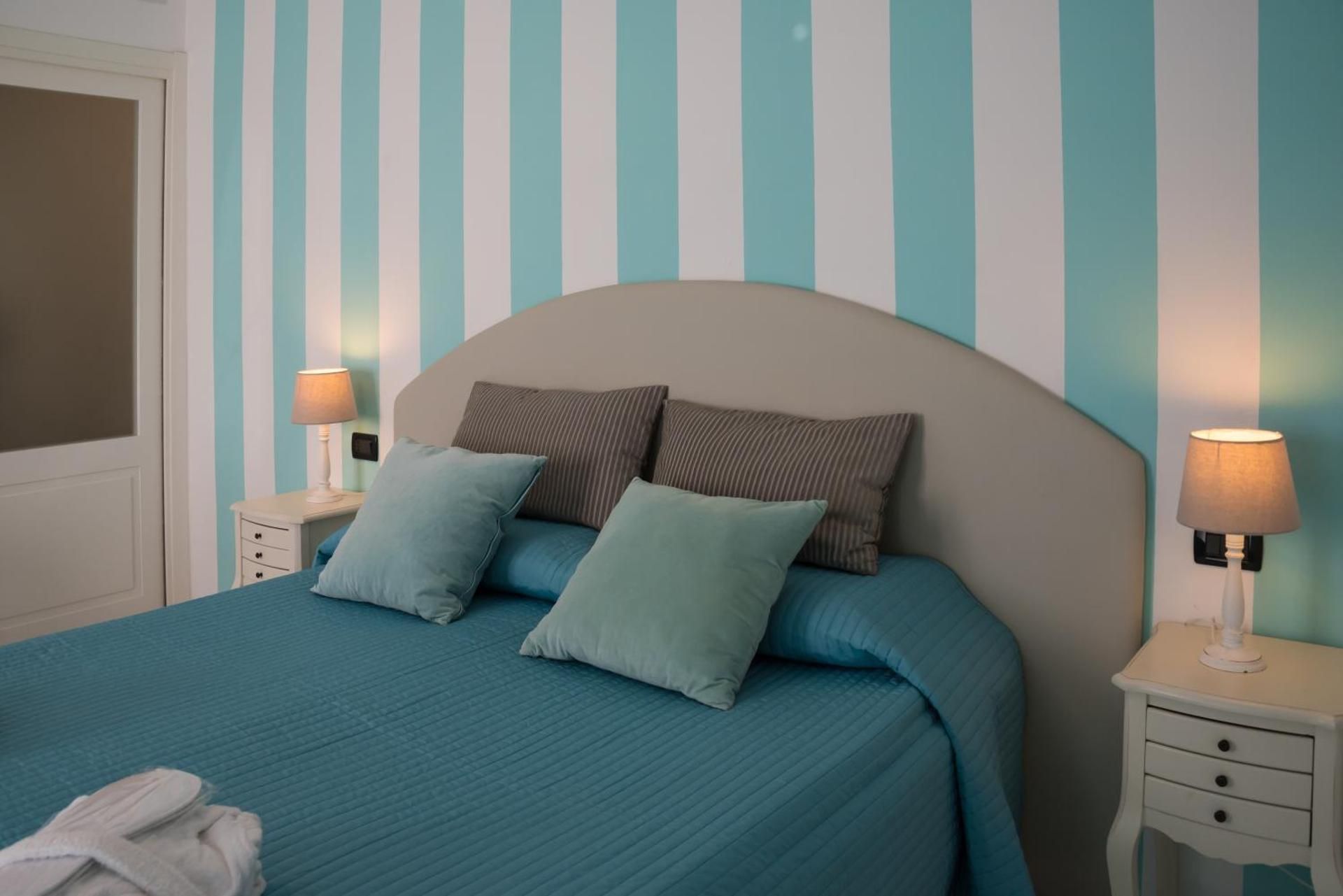 B&B Iulia Augusta Deluxe Double Room with Balcony 2