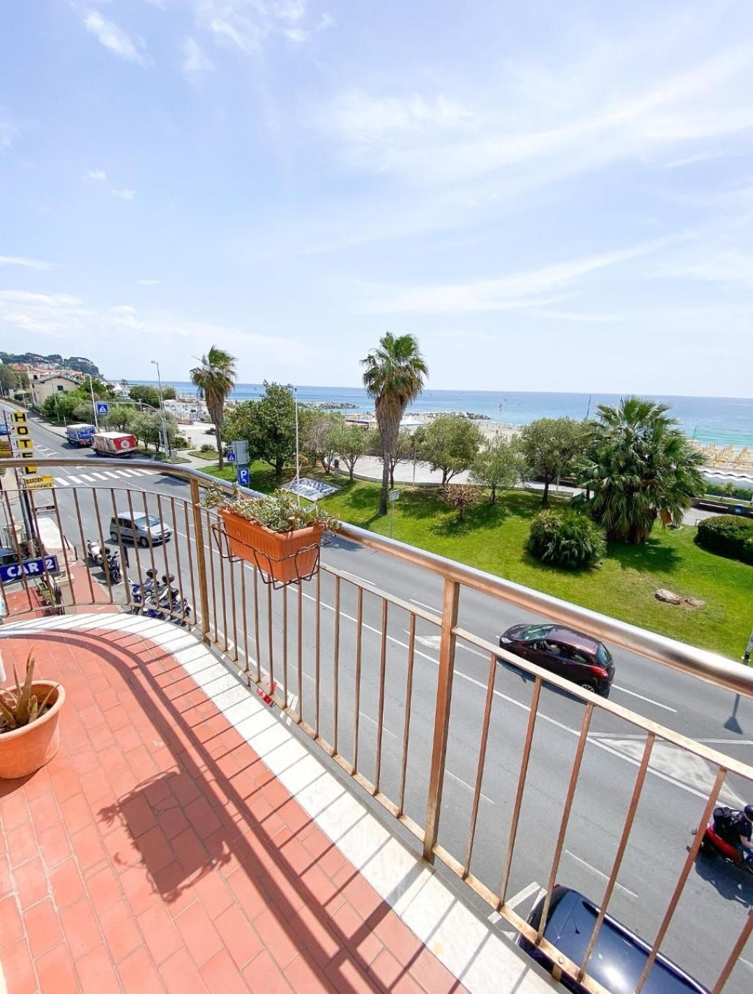 Apartment with Sea View