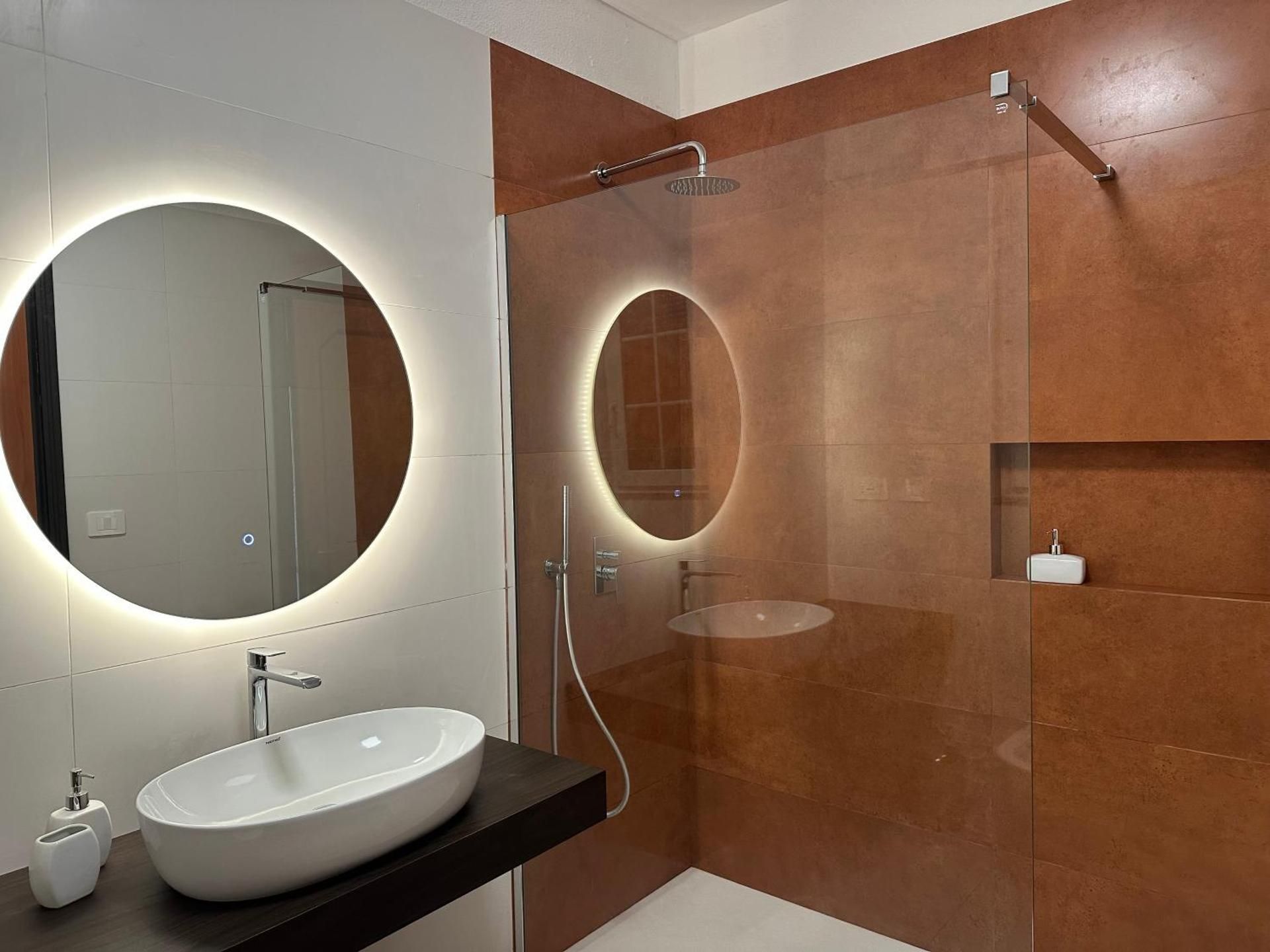 Mater Double or Twin Room with Private Bathroom 3