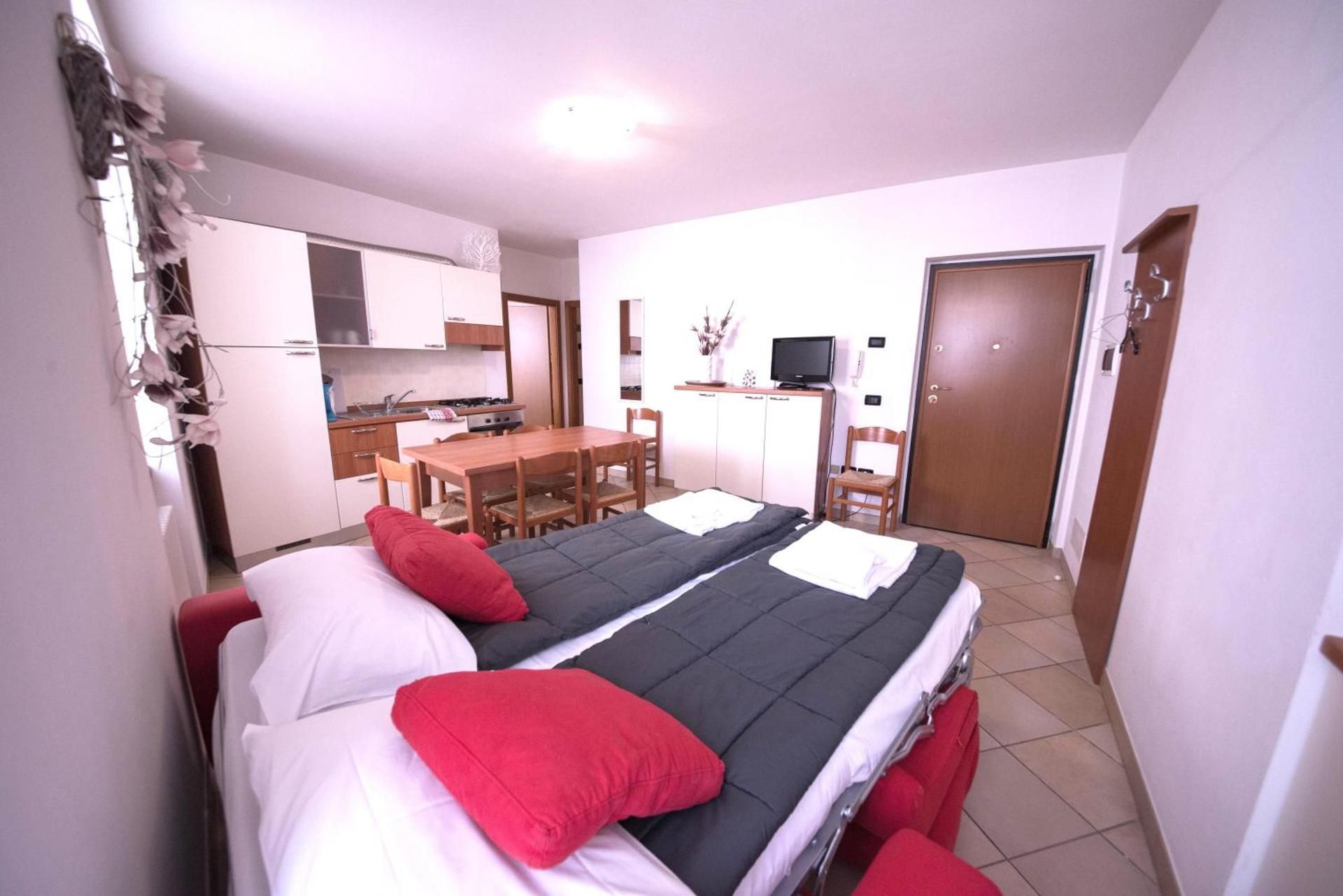 One-Bedroom Apartment