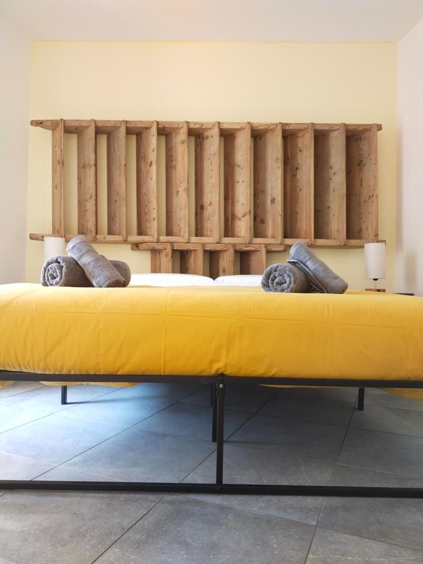 Deluxe Room (2 Adults + 1 Child)