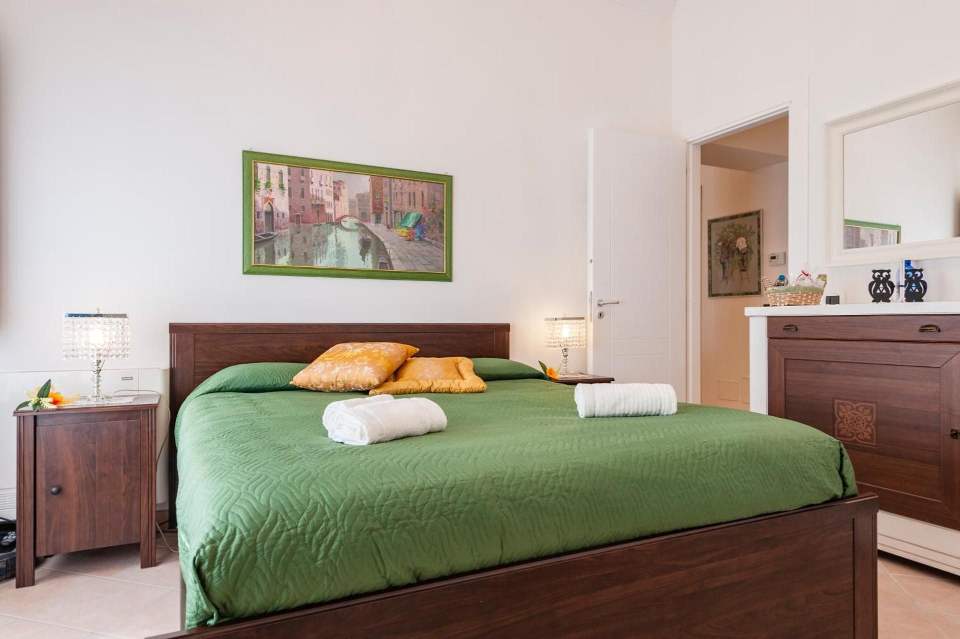 Double Room with Private External Bathroom