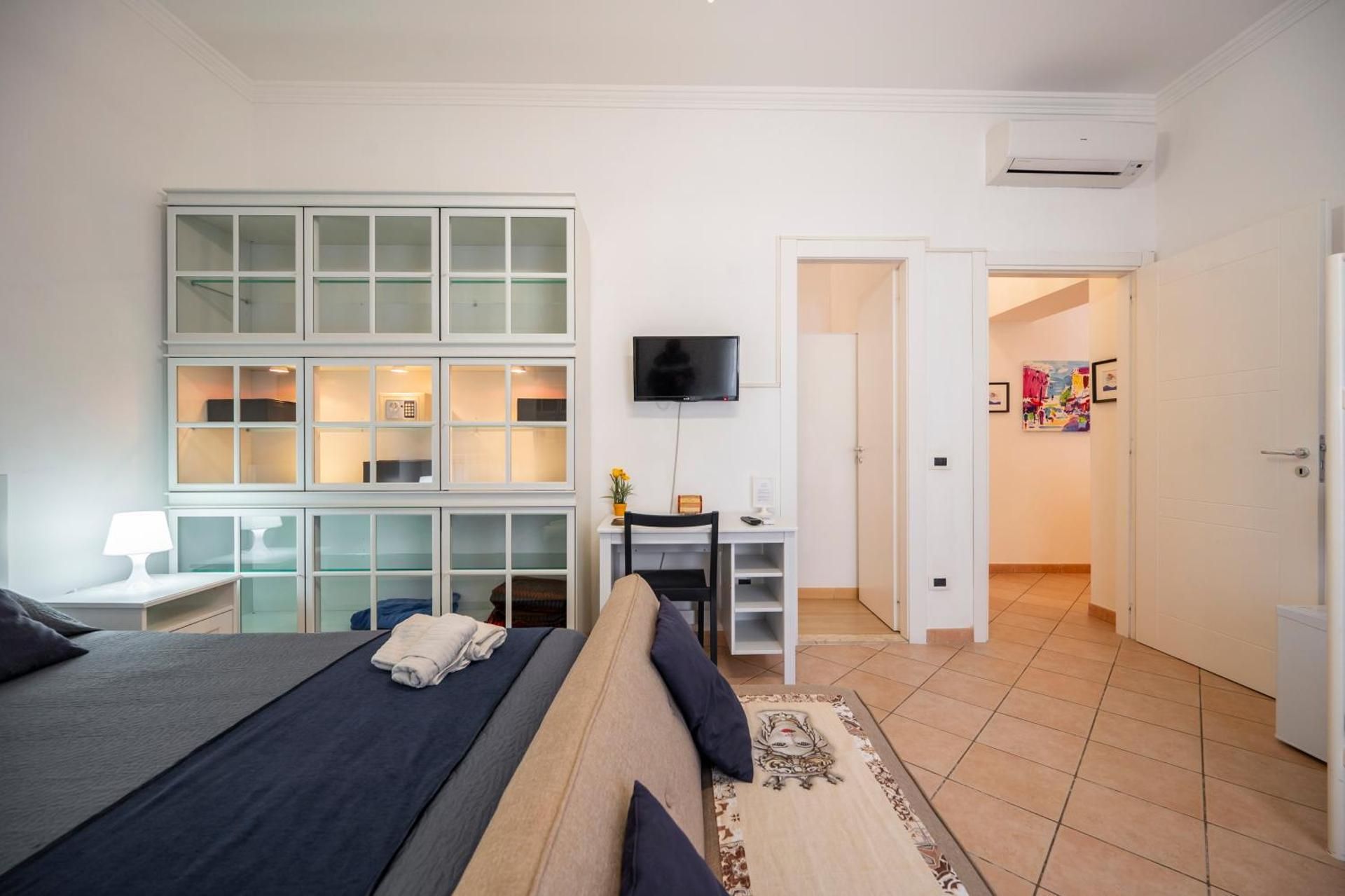 Quadruple Room with Private Bathroom
