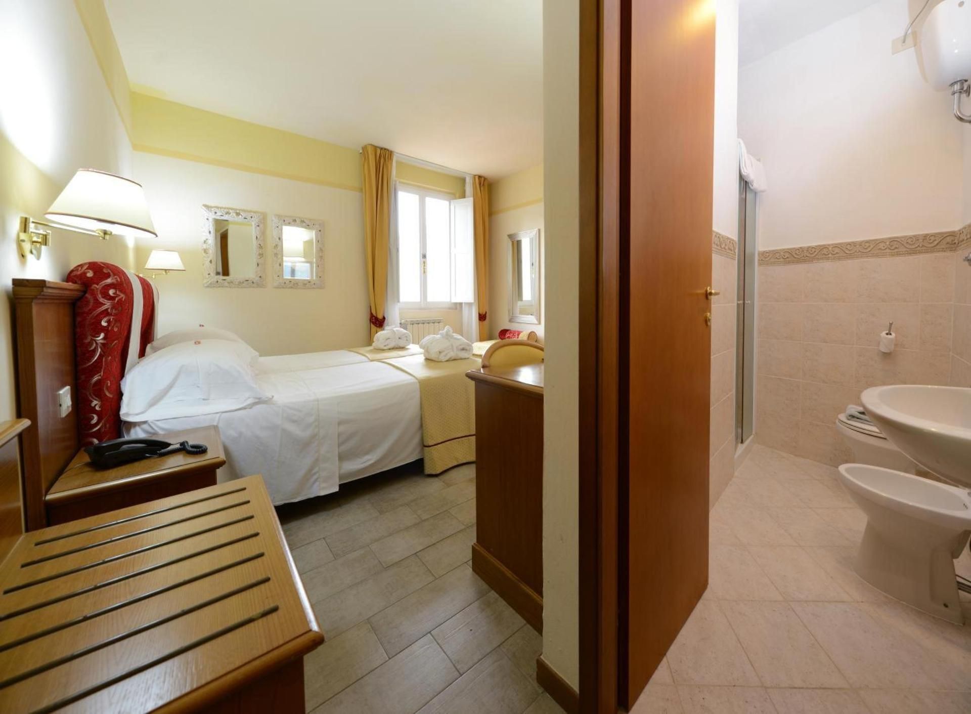 Triple Room with Shower