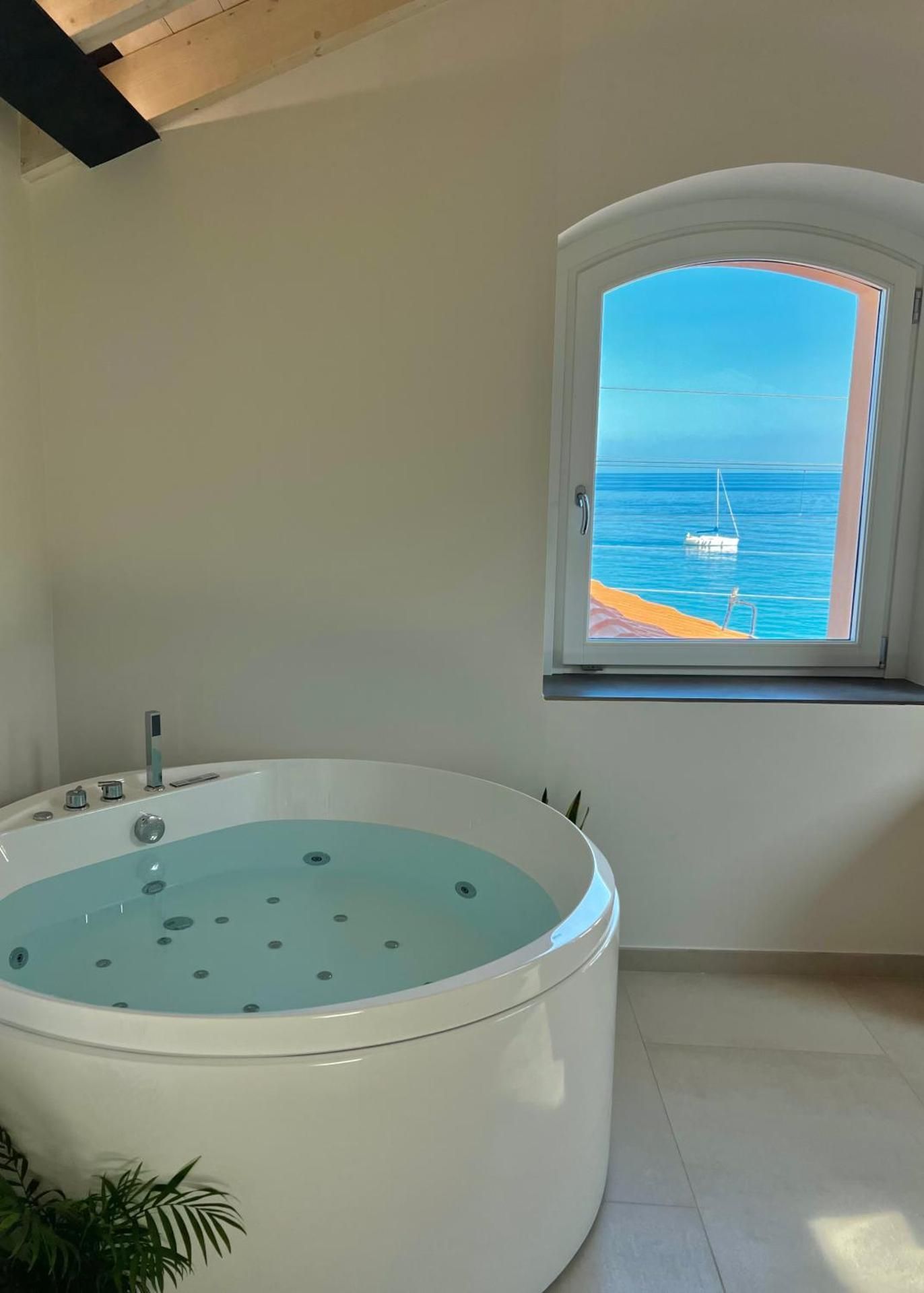 Junior Suite with Sea View