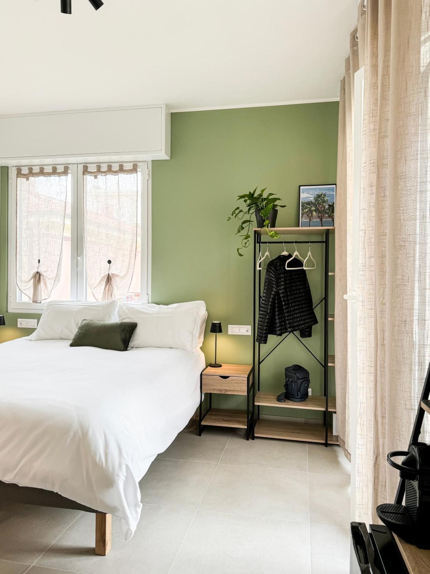 Queen Room with Balcony