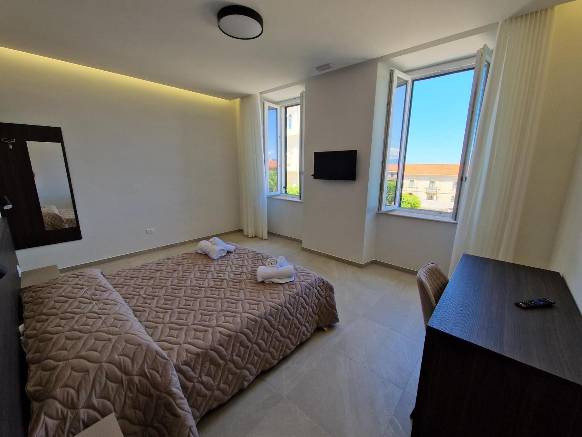 Double Room with Private Bathroom