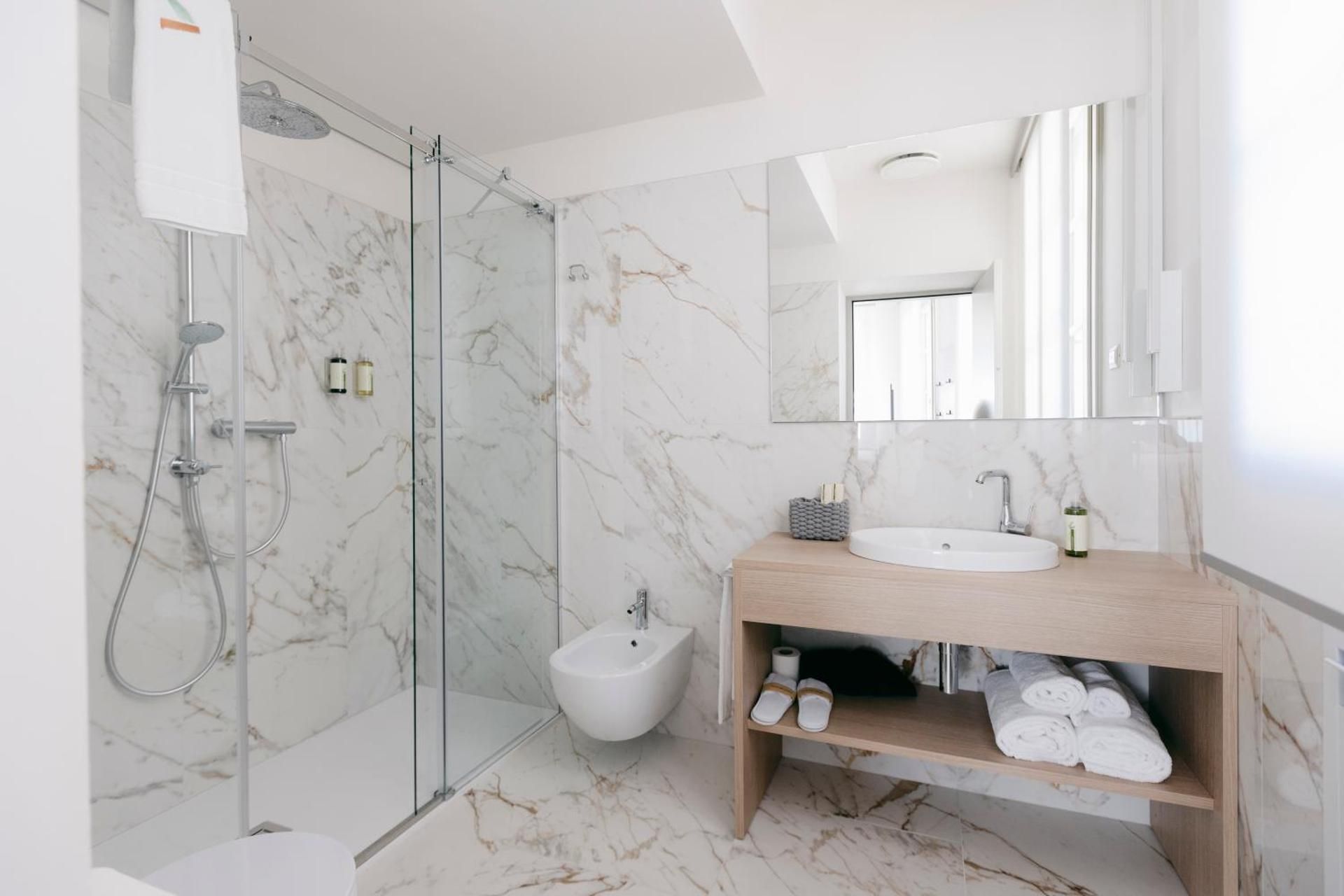 Deluxe Junior Suite