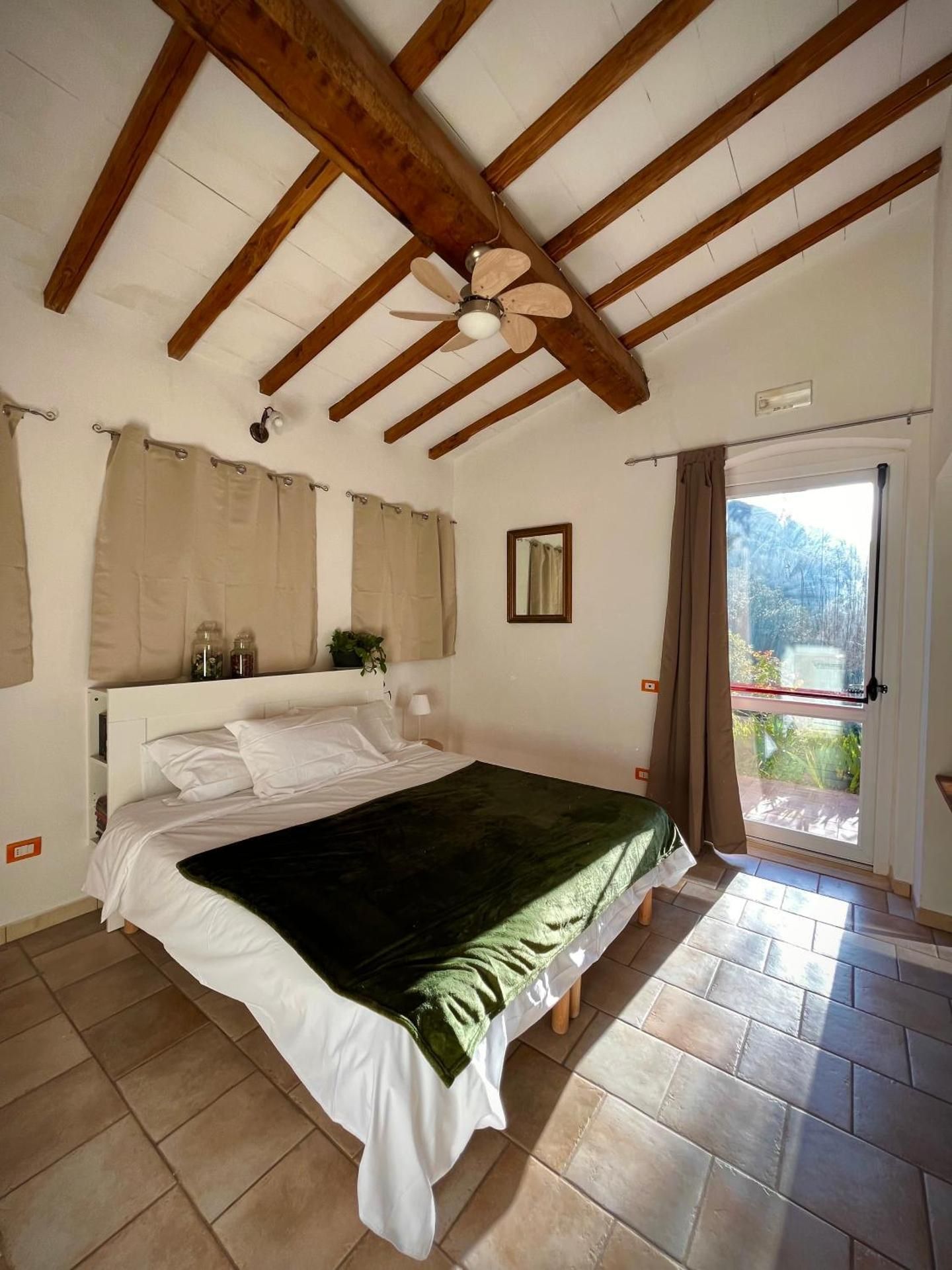 King Room with Garden View