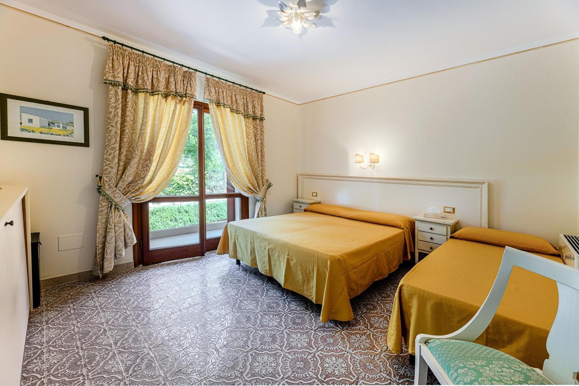 Quadruple Room with Garden View