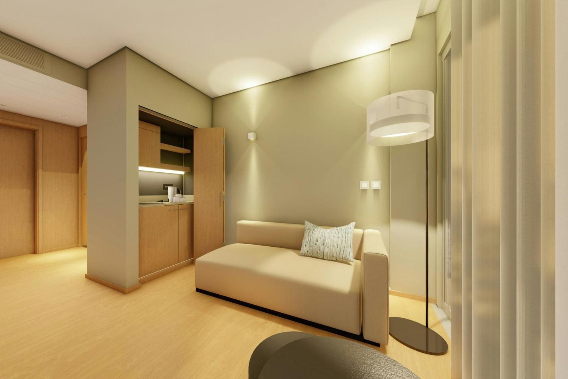 Junior Queen Suite with Two Queen Beds and Balcony - Sea View
