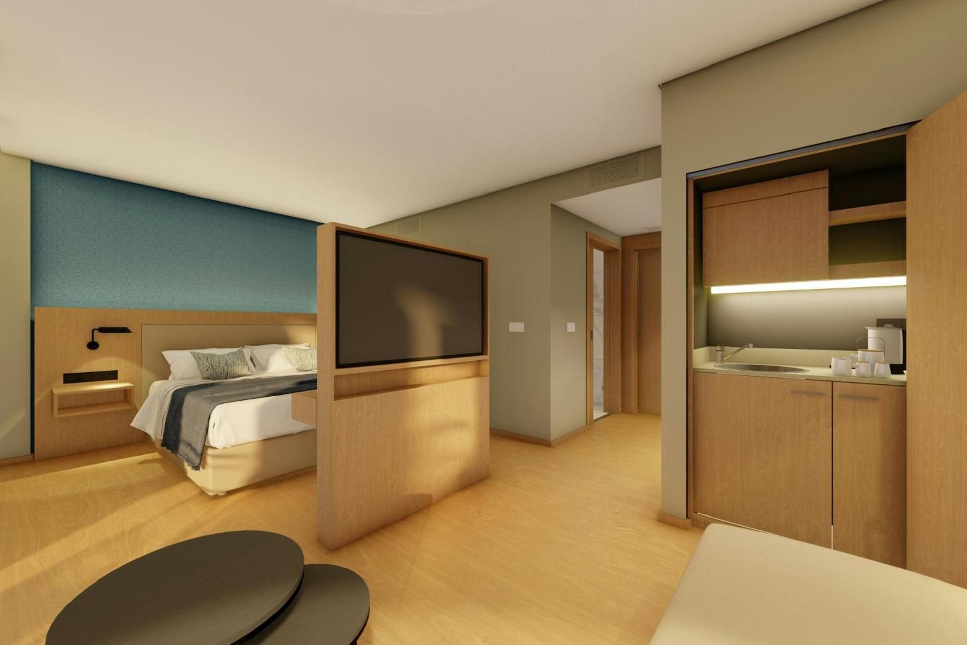 Junior King Suite with Balcony and Sea View
