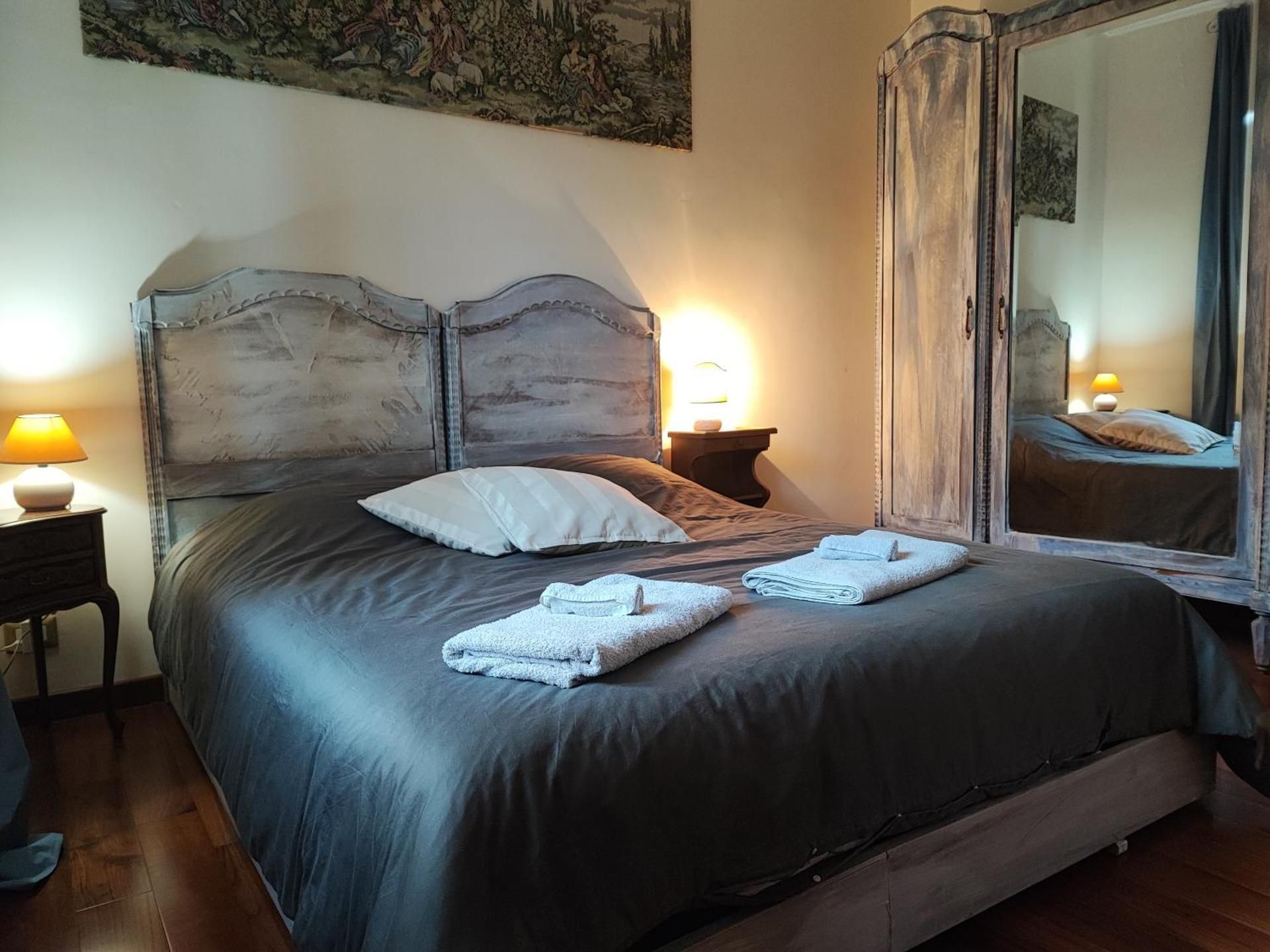 Double Room with Private External Bathroom