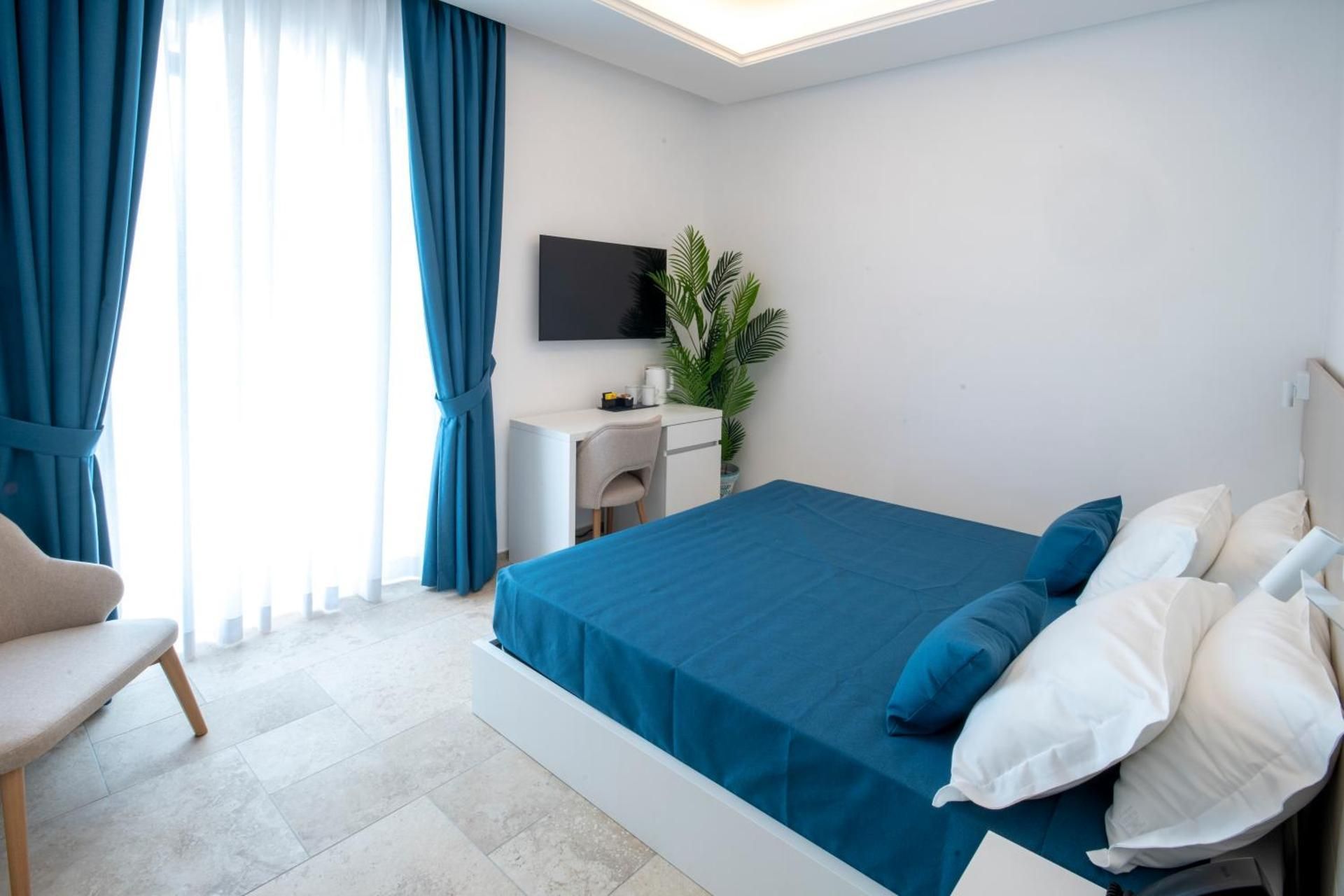 Superior Queen Room