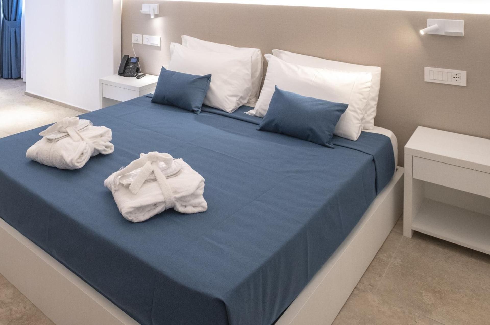 Queen Room with Sea View