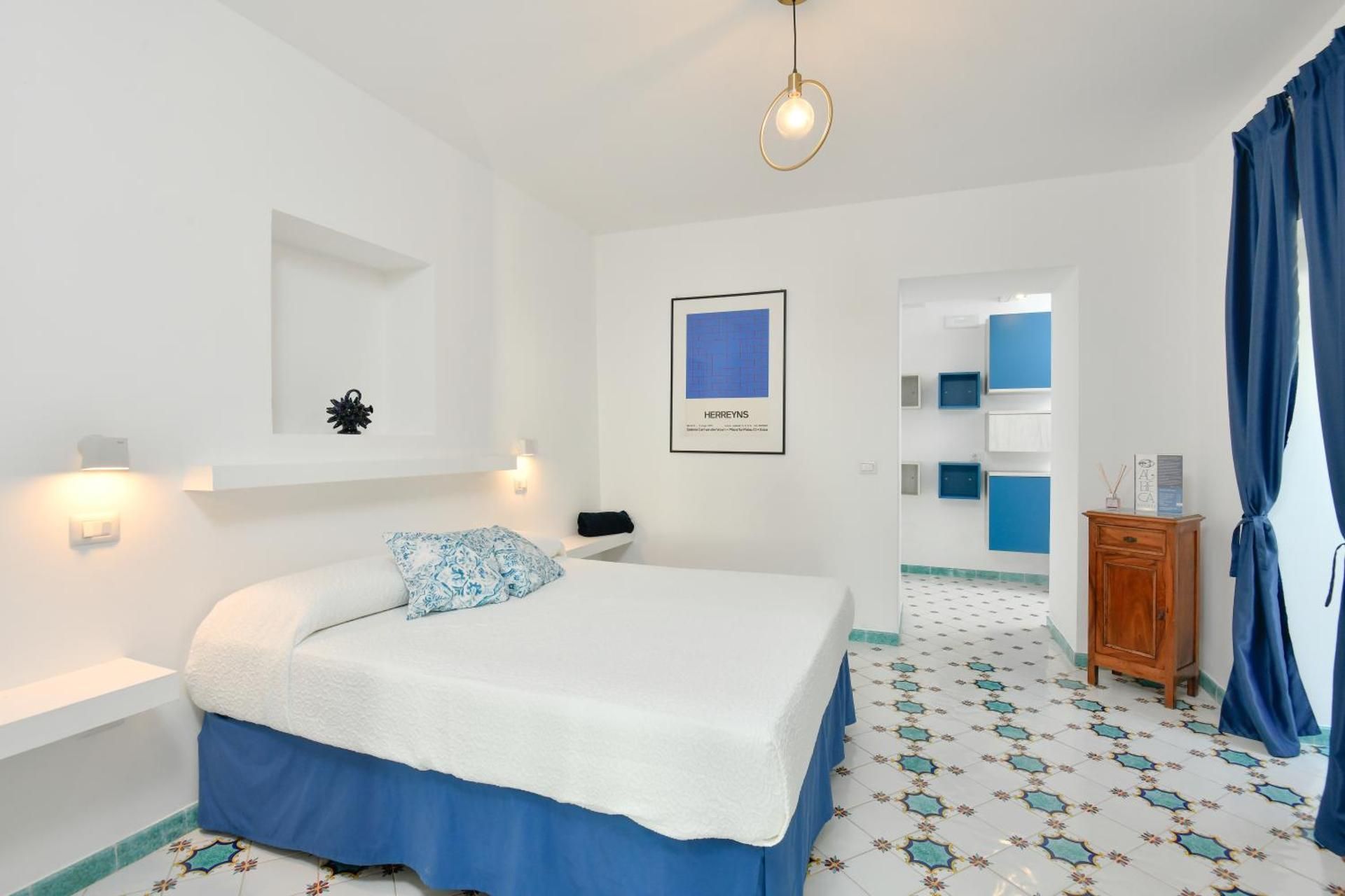Deluxe Suite with Sea View