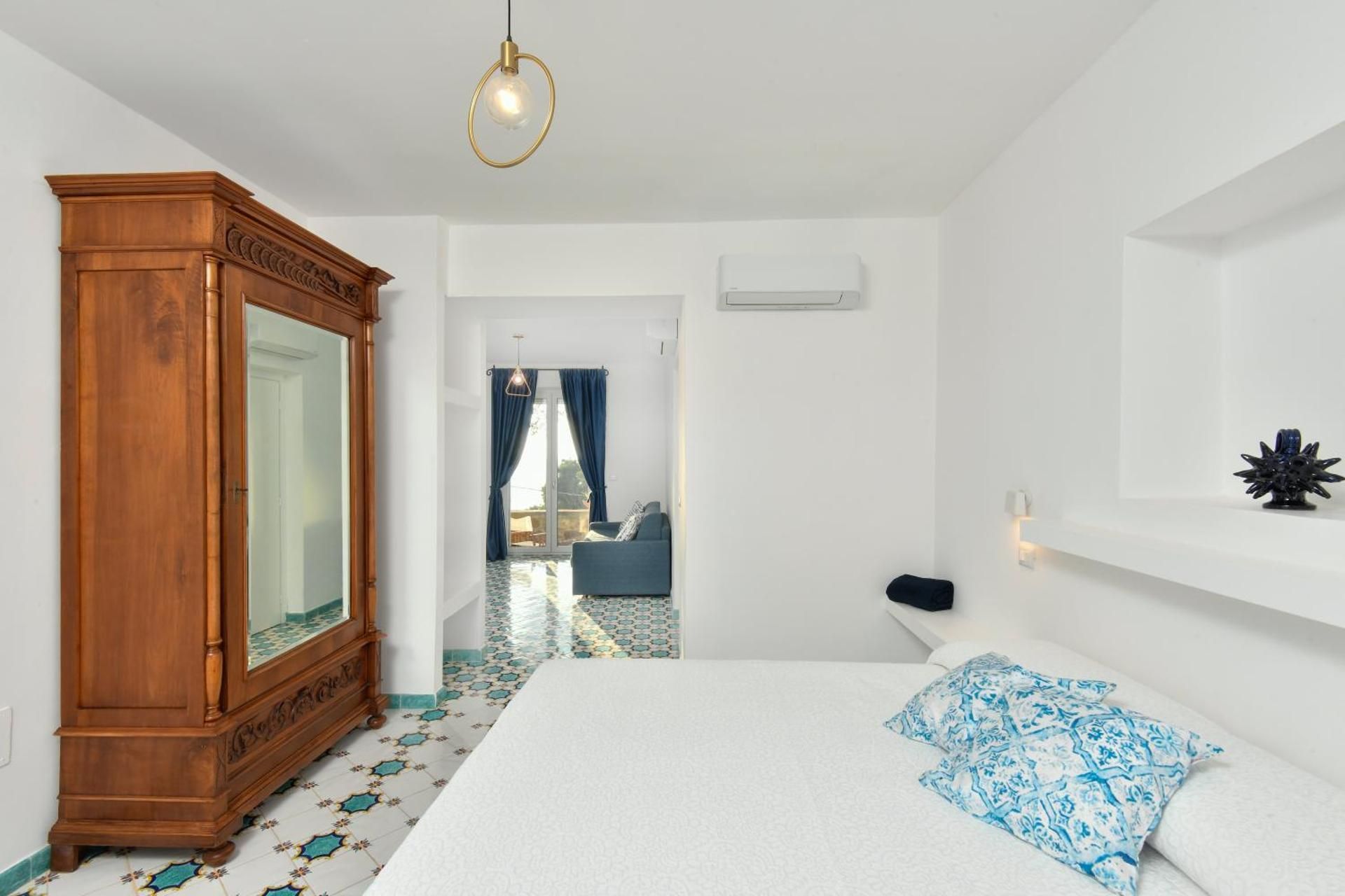 Deluxe Suite with Sea View