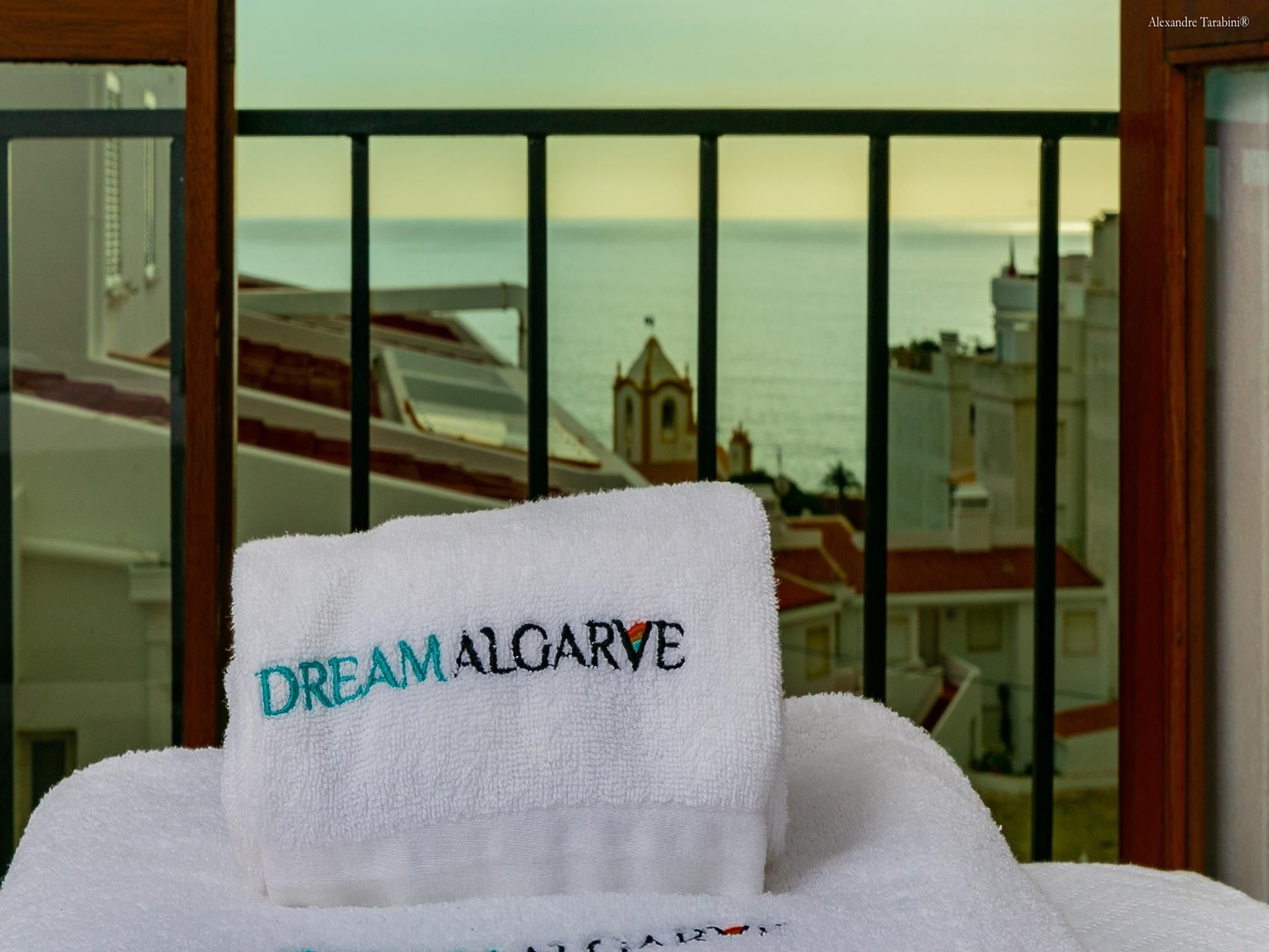 A06 - Seaview 1 Bed Apartment