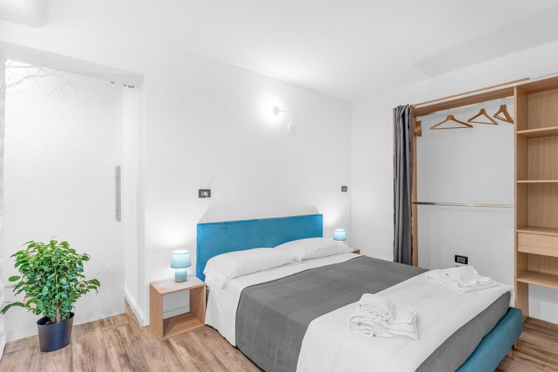 Standard Apartment