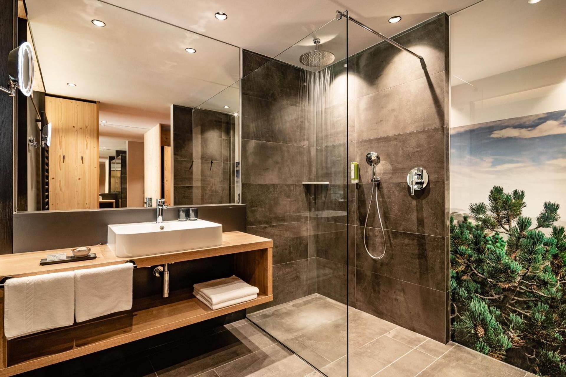 Suite with Garden View