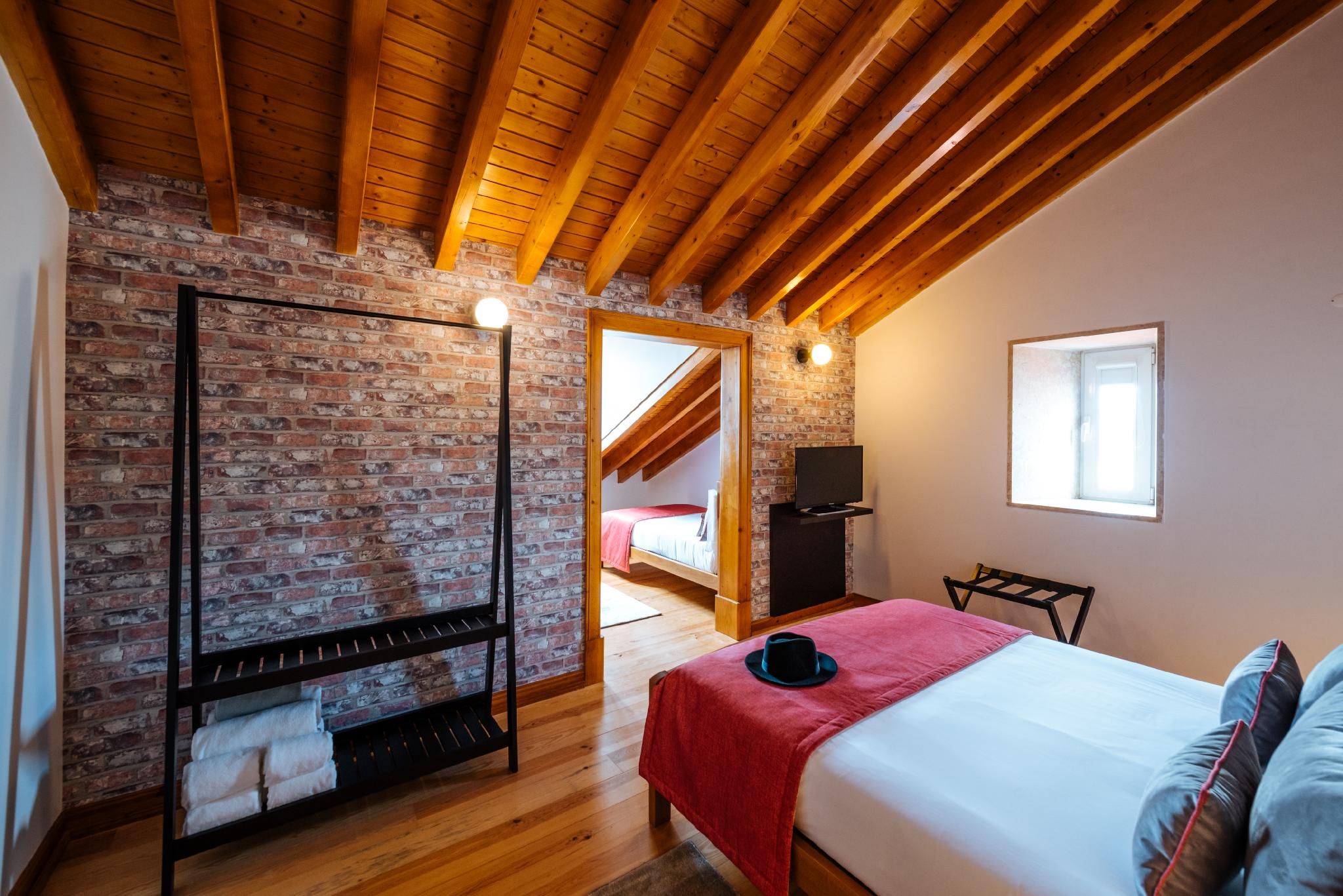 Quadruple Room with Shared Bathroom