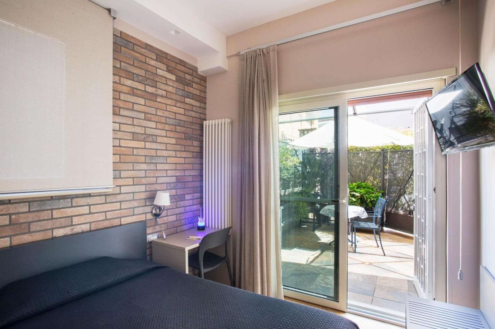 Single Room with Private Bathroom