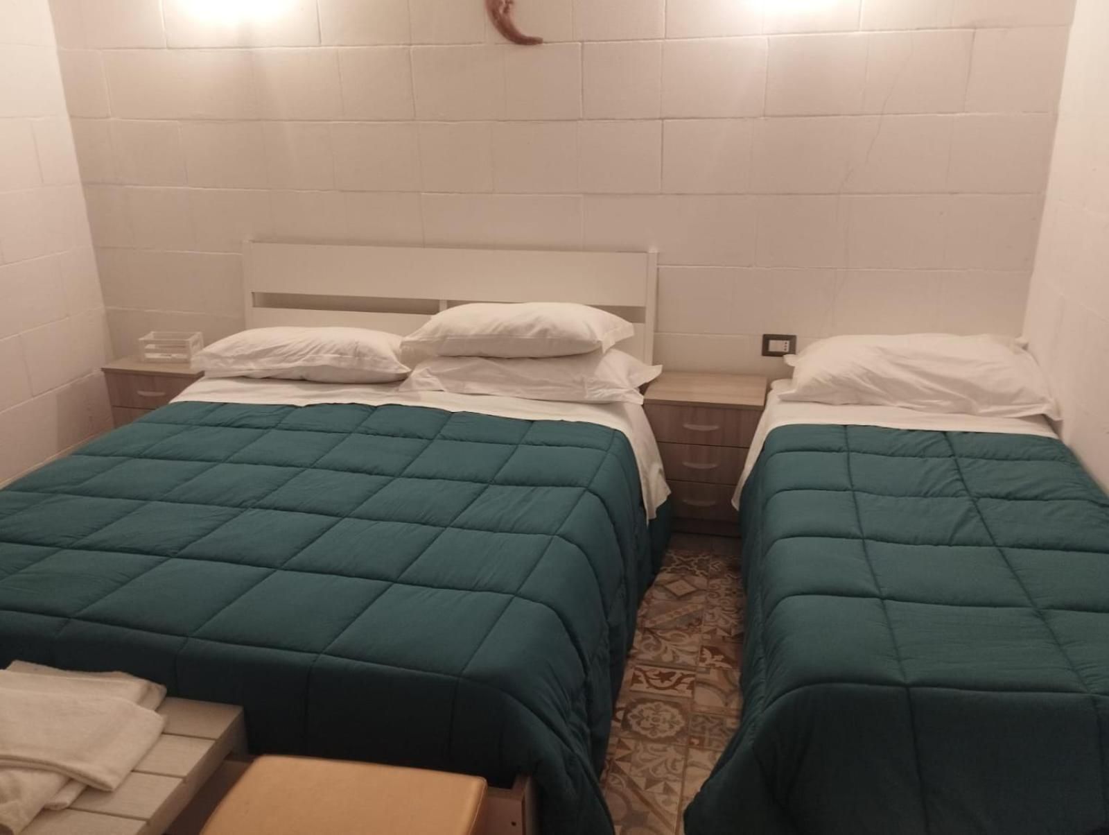 Comfort Triple Room with Shower