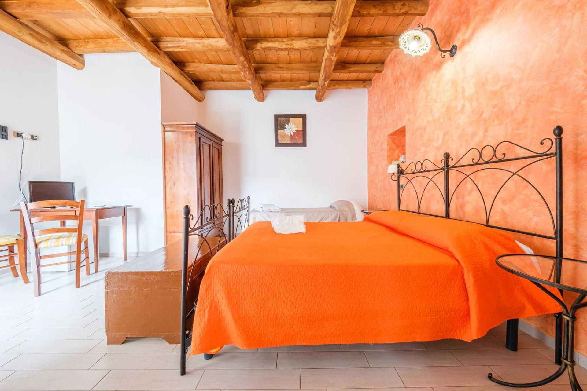 Triple Room with Shower