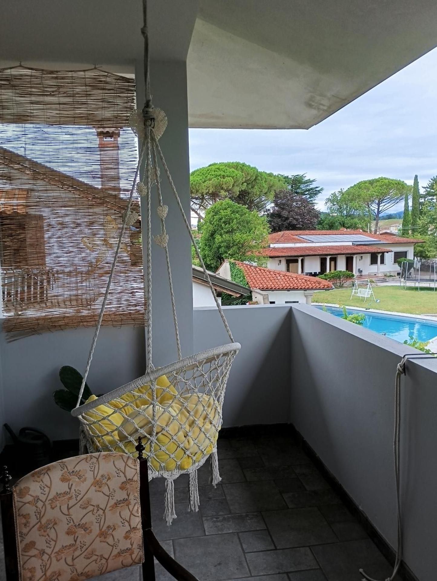 Two rooms with a terrace each in a Villa 20 mins from sea with shared kitchen
