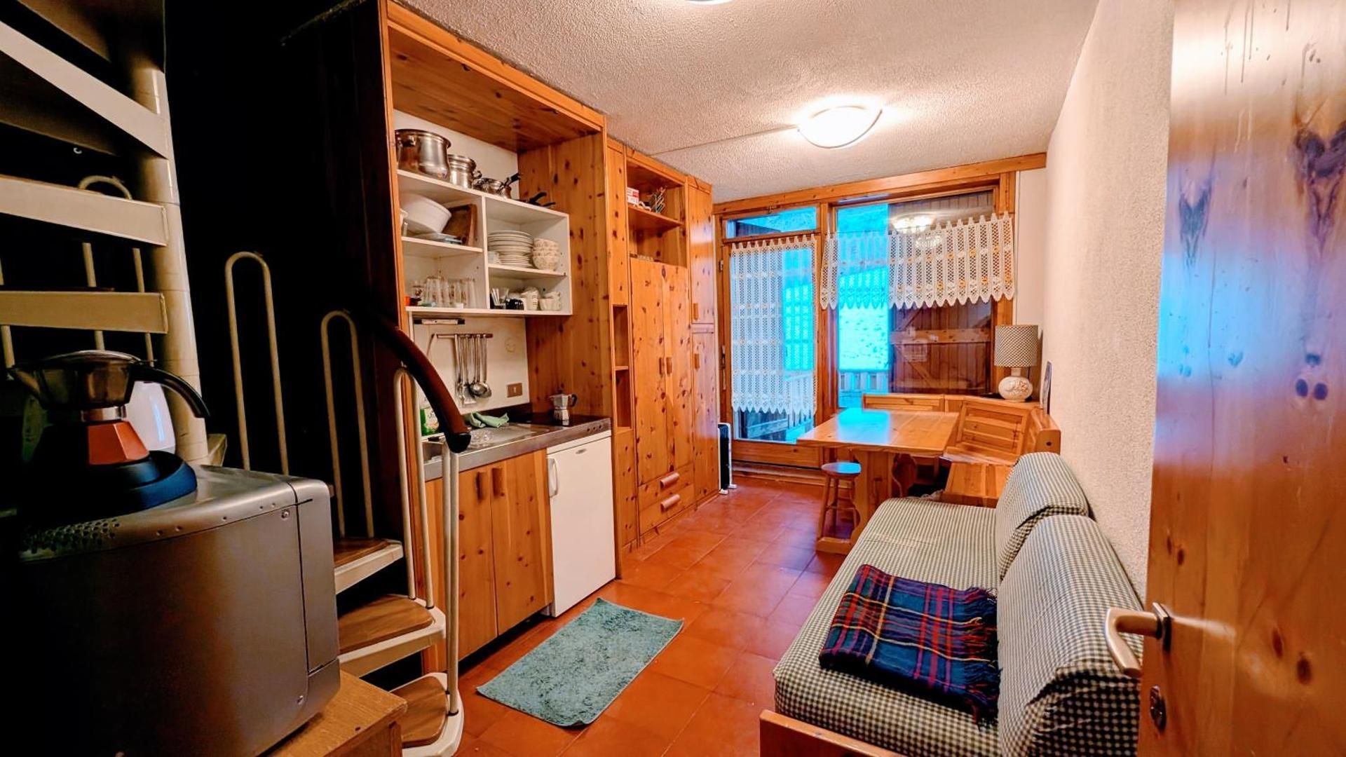 Apartment - Split Level