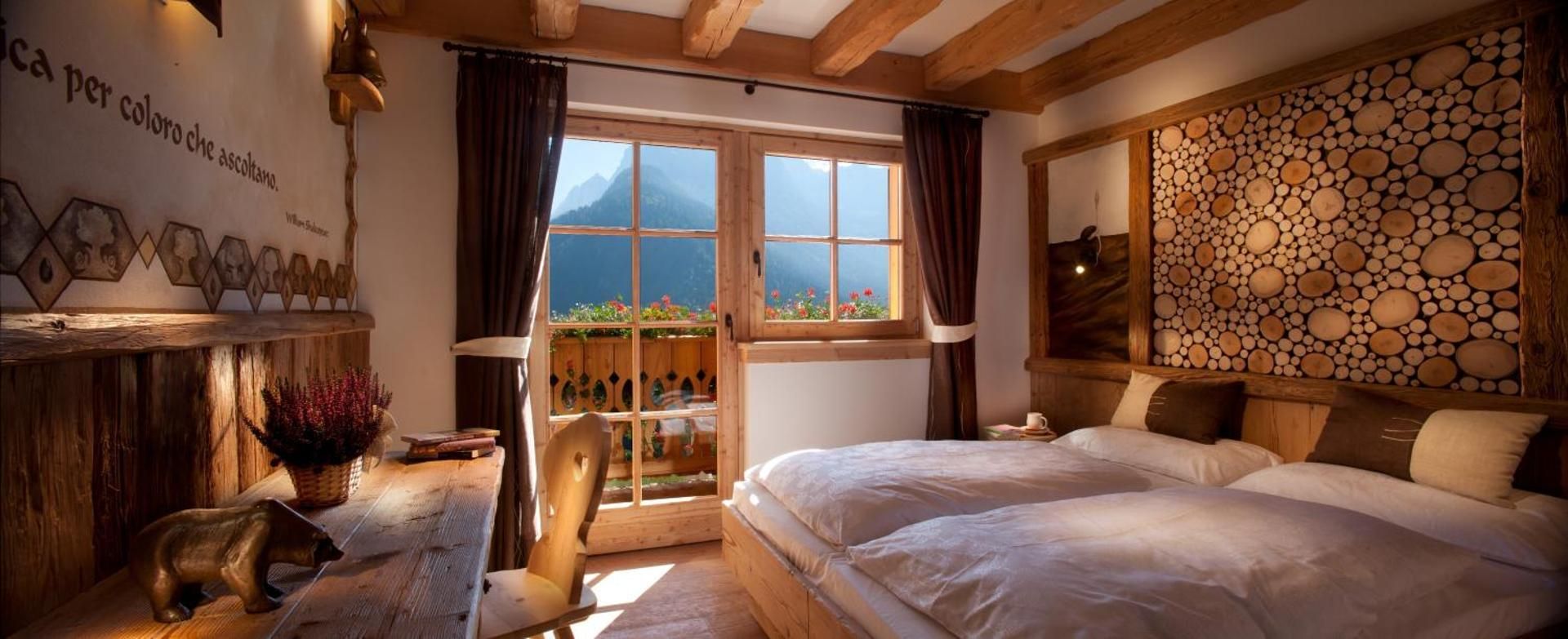 Double Room With Balcony And Mountain View