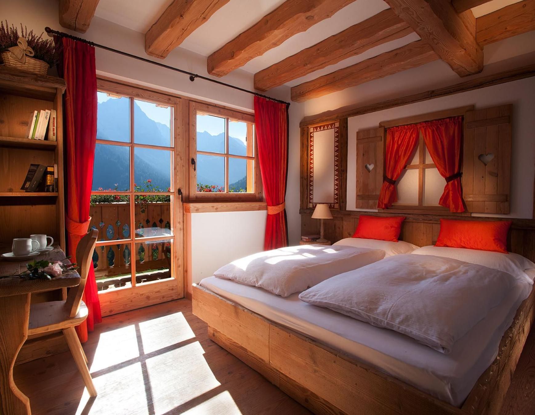 Double Room with Mountain View