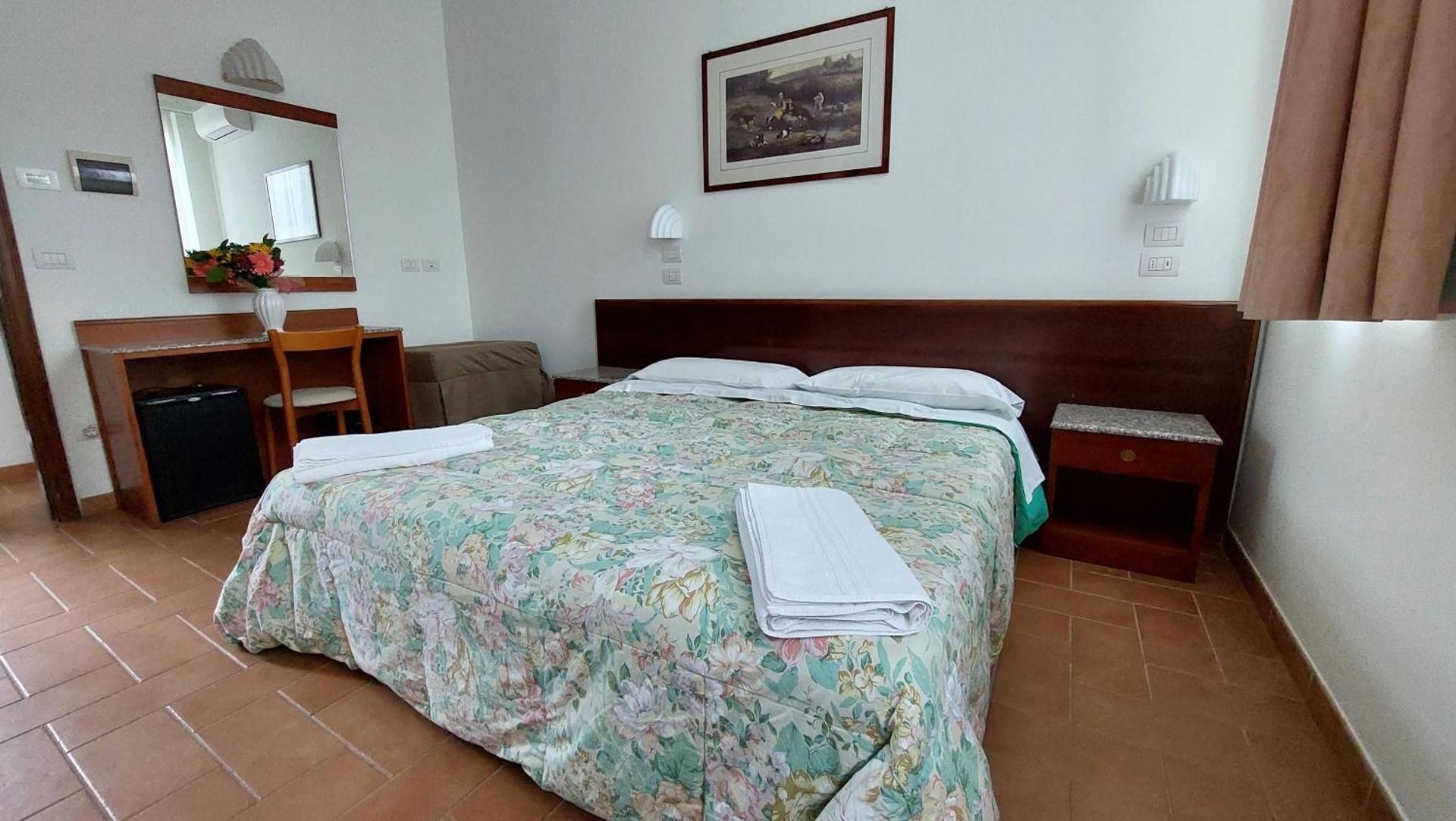 Comfort Triple Room with Shower