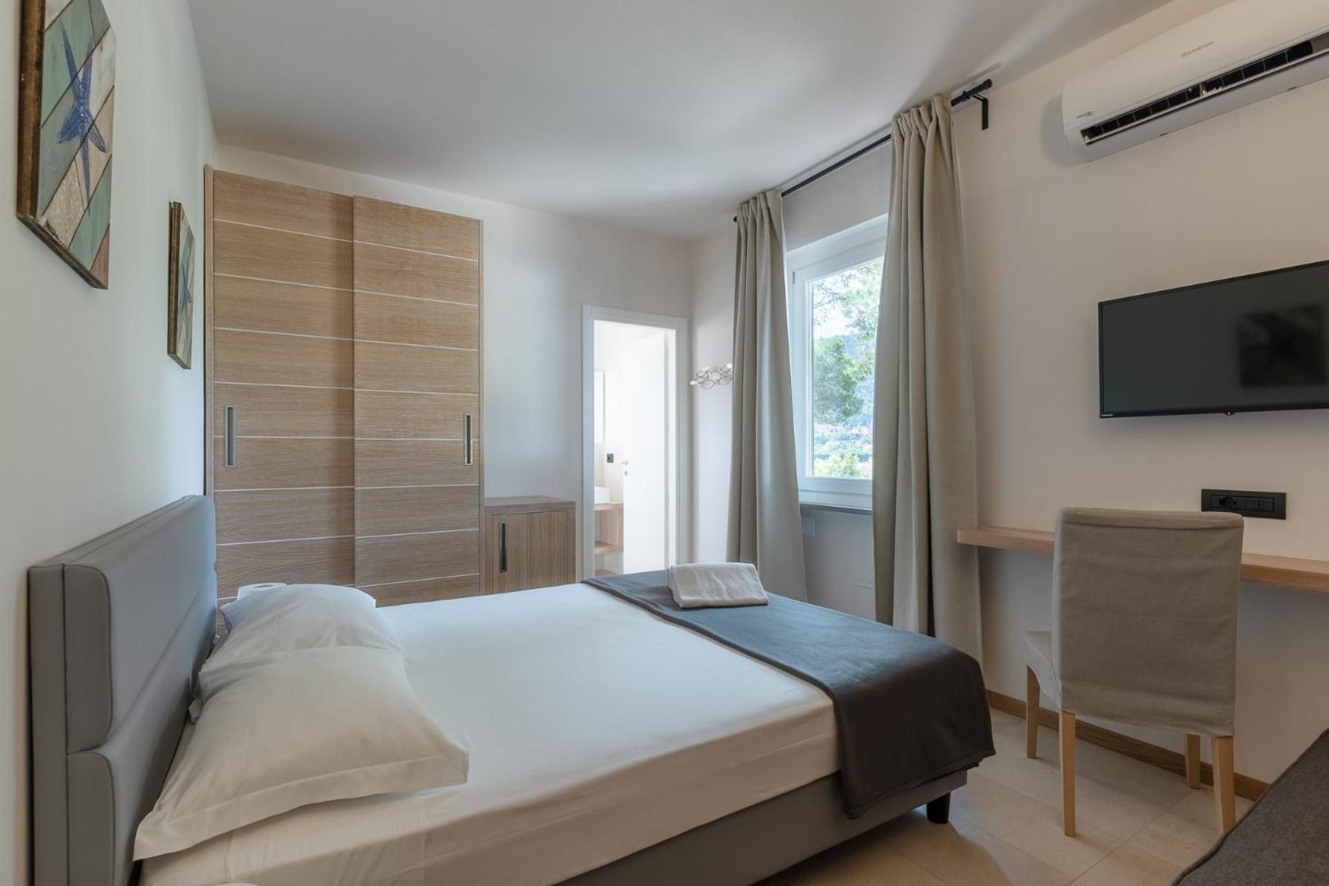 Triple Room with Private Bathroom - Separate Building