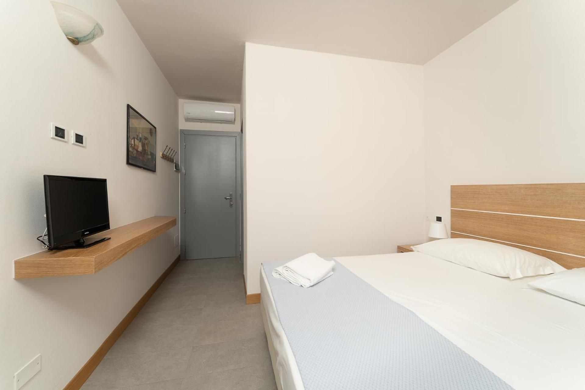 Triple Room with Balcony